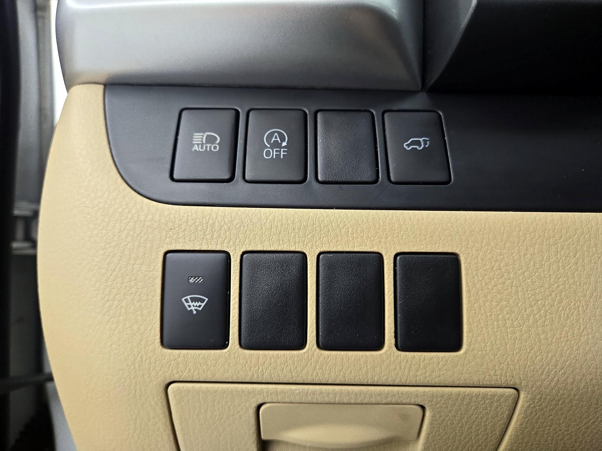 Thumbnail: 2018 Toyota Highlander - 13
