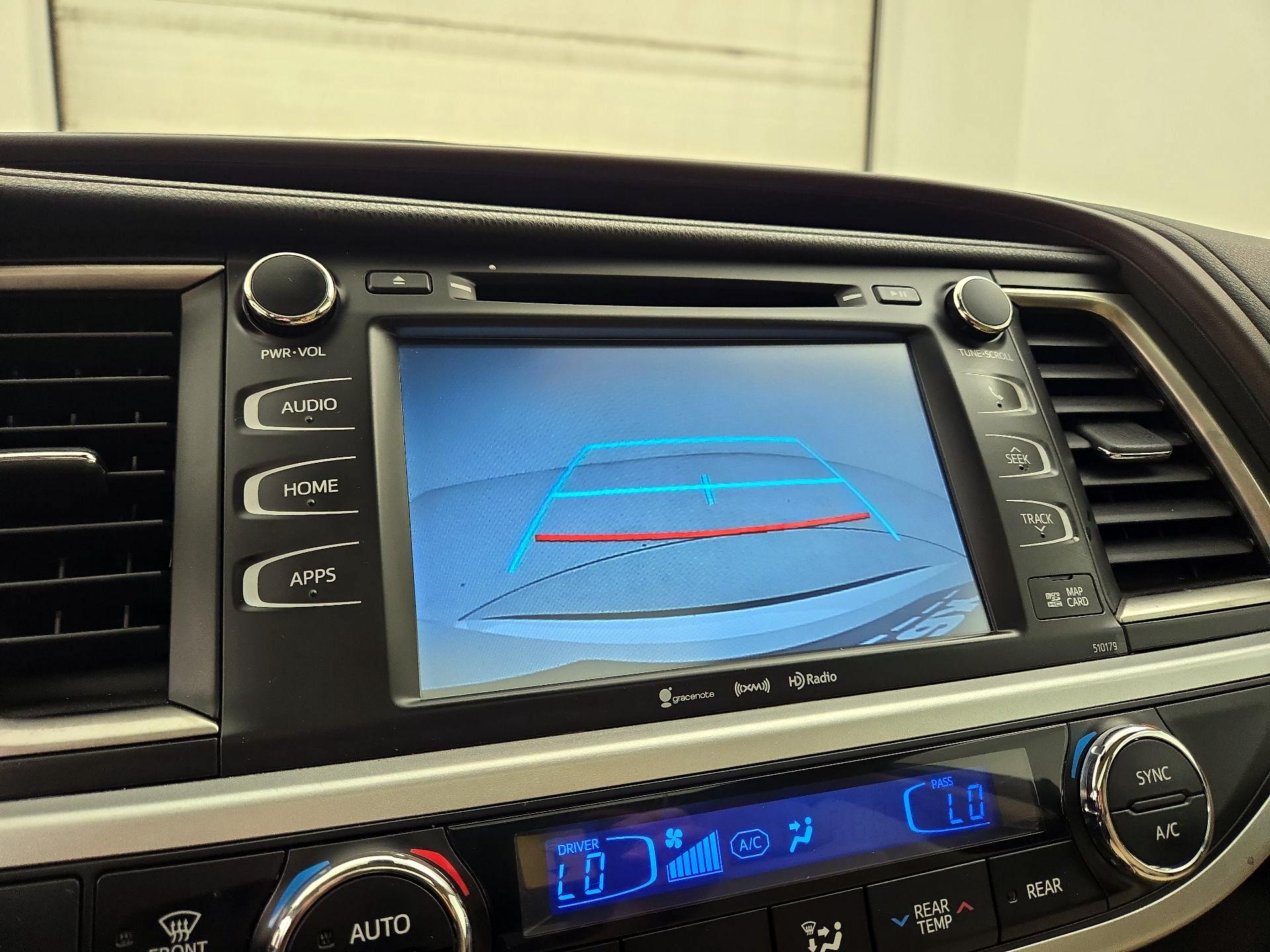 Thumbnail: 2018 Toyota Highlander - 15
