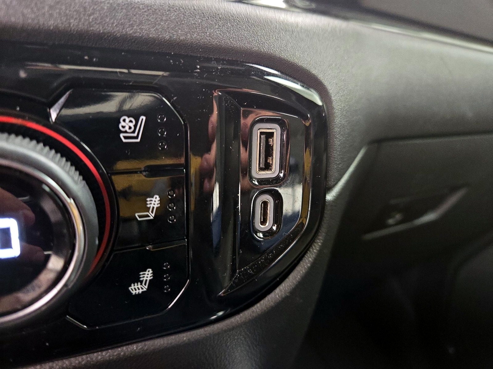 2023 Chevrolet Silverado 1500 ZR2 - Photo 19