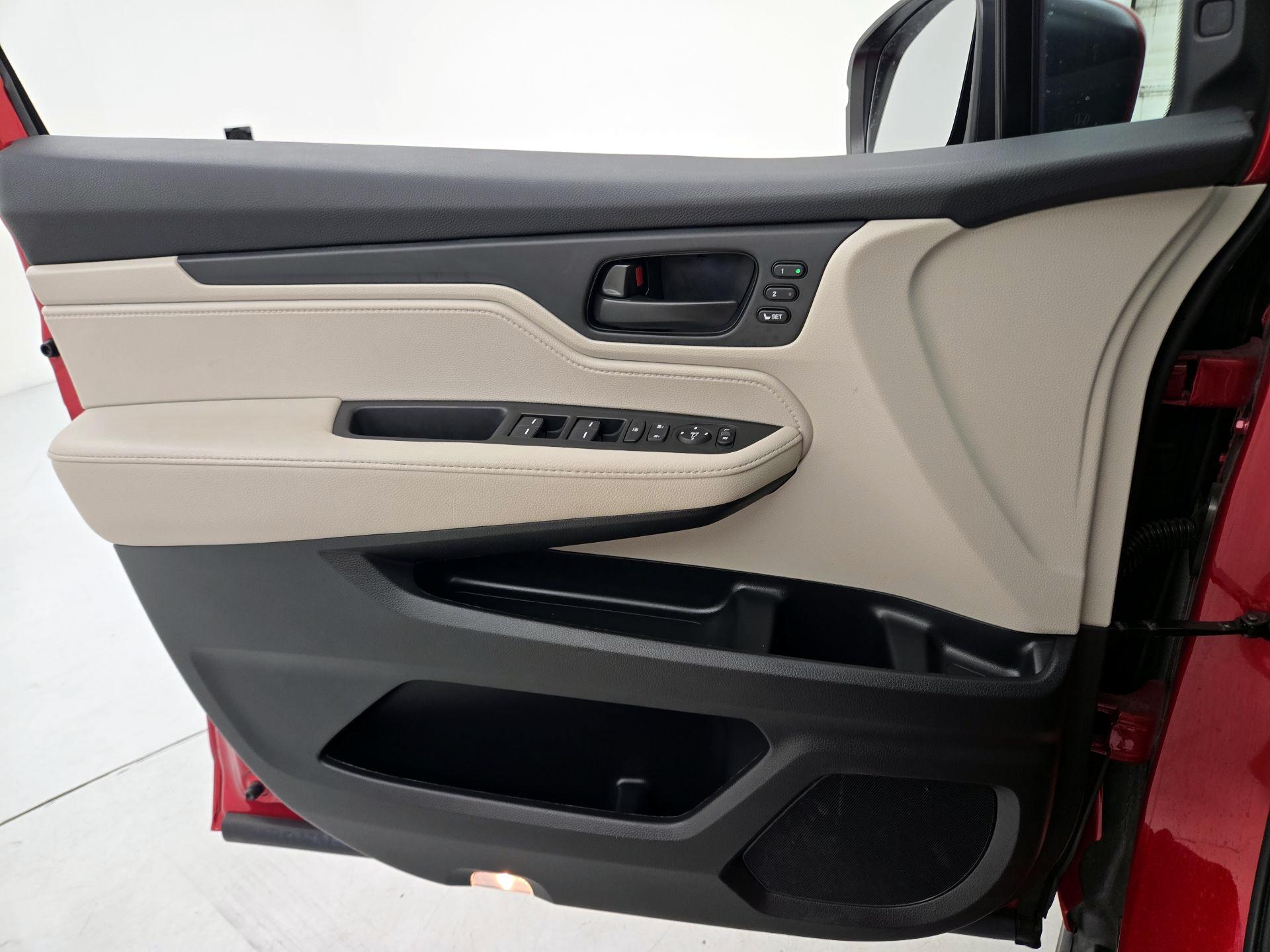 Thumbnail: 2025 Honda Odyssey - 12