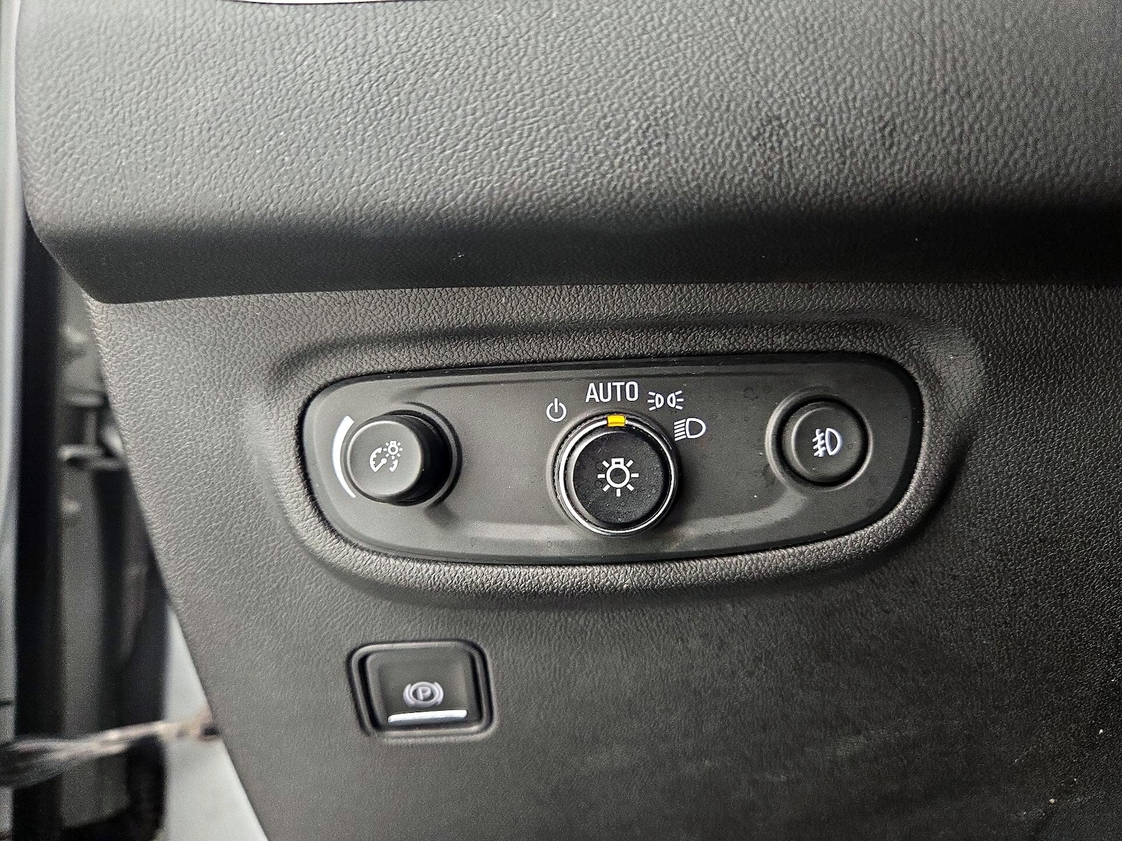 2020 GMC Terrain SLT - Photo 14