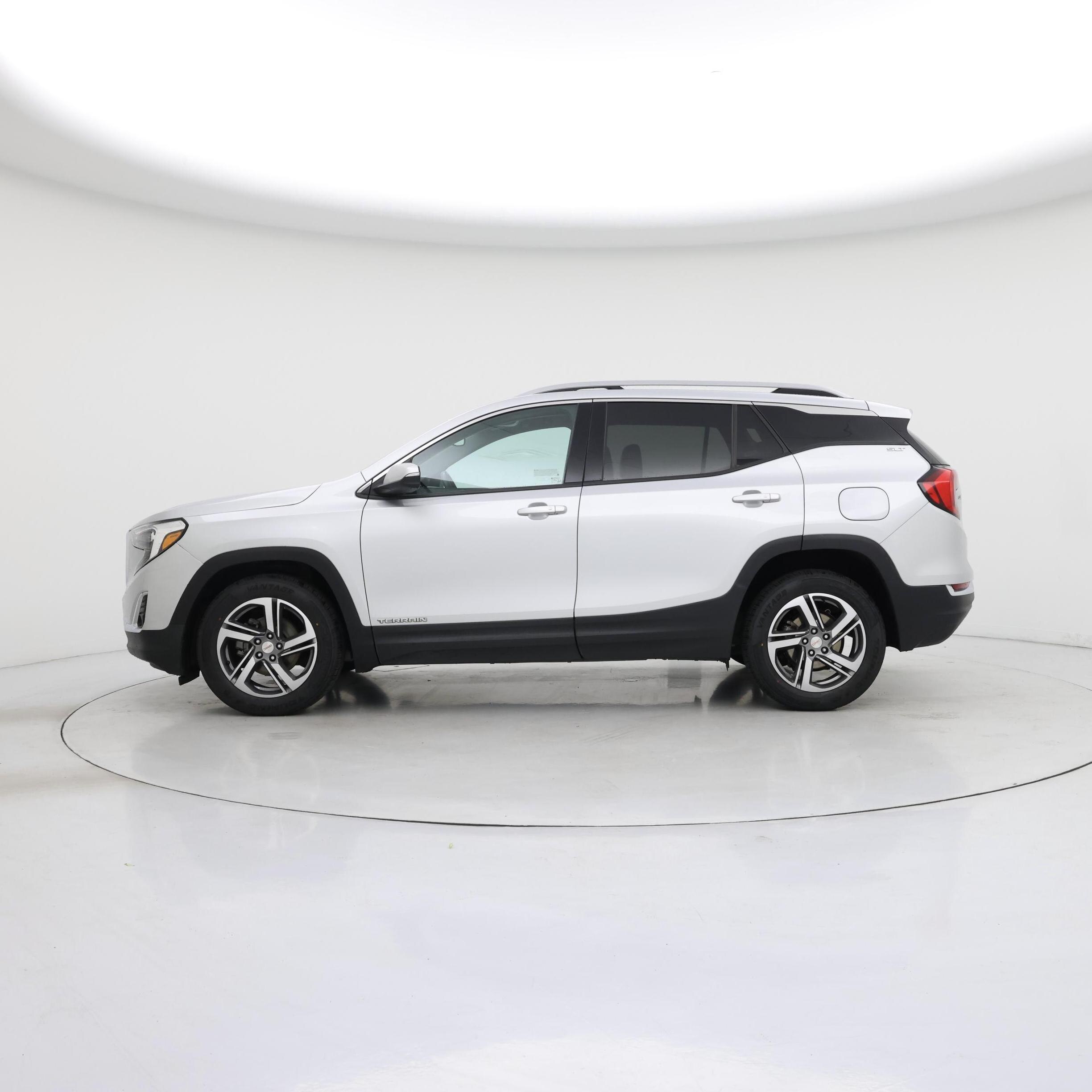 Thumbnail: 2020 GMC Terrain - 3