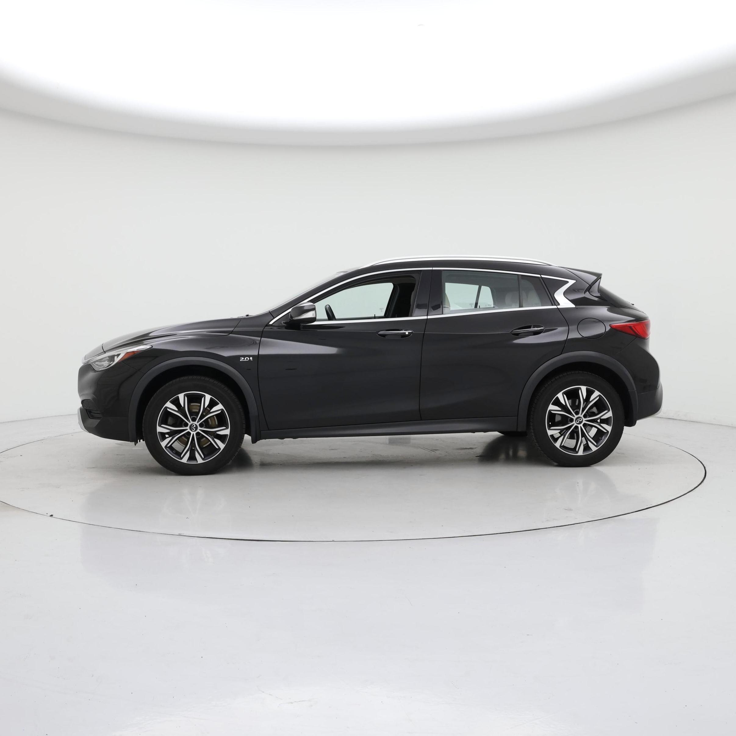 Thumbnail: 2019 INFINITI QX30 - 3