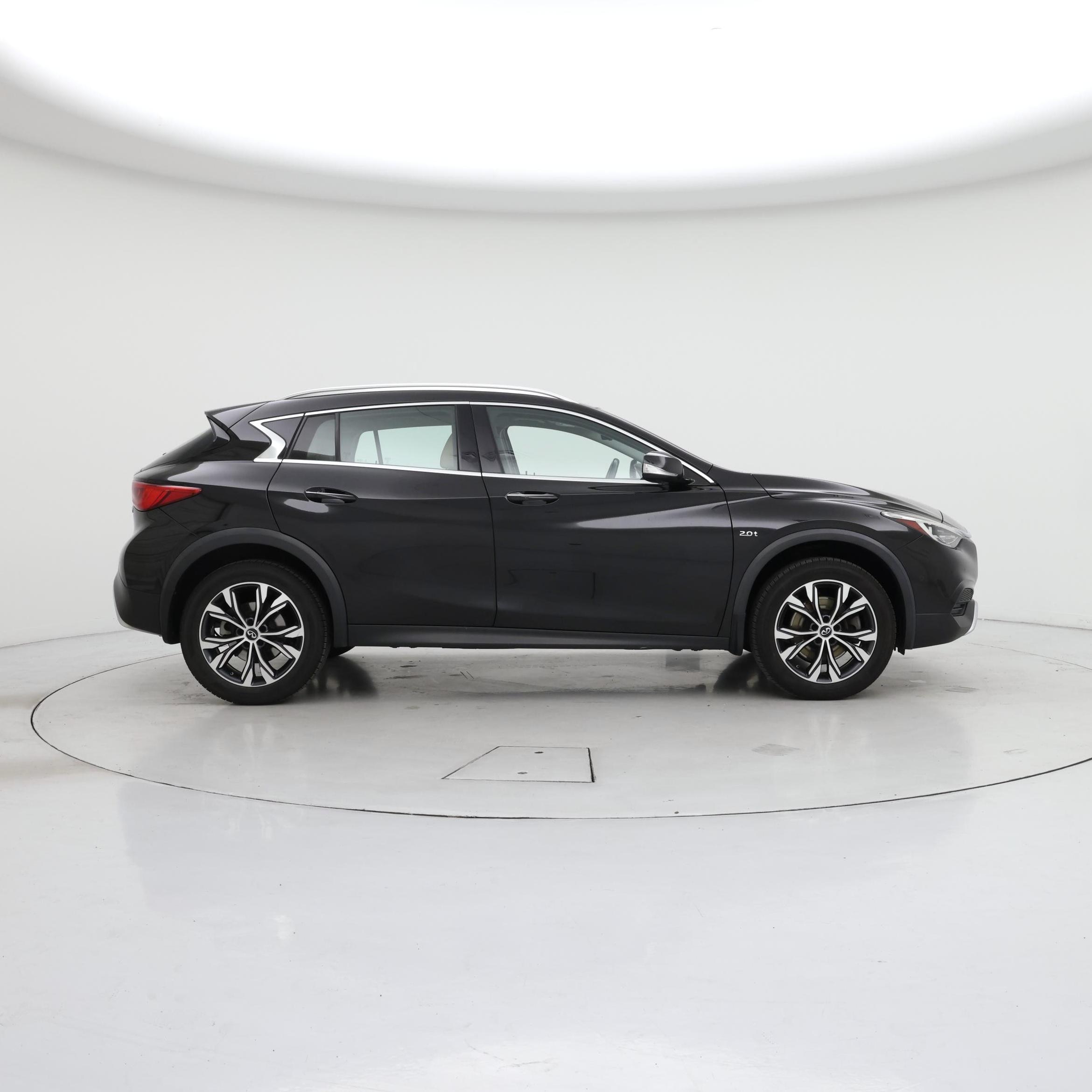 Thumbnail: 2019 INFINITI QX30 - 7
