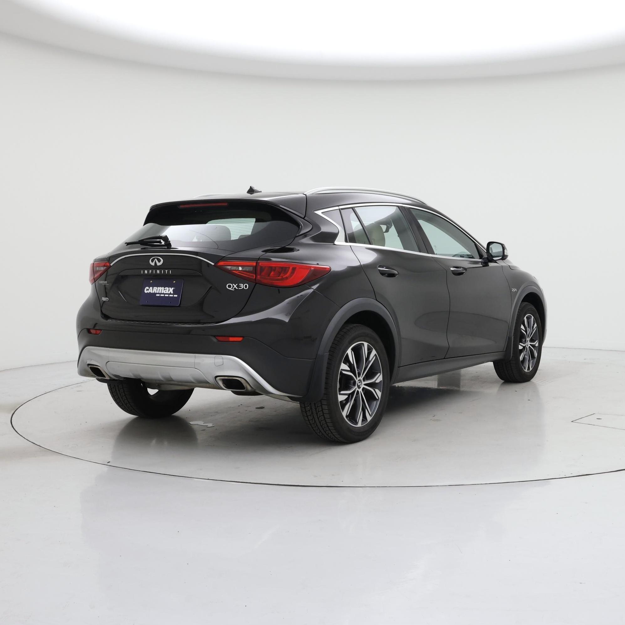 Thumbnail: 2019 INFINITI QX30 - 8