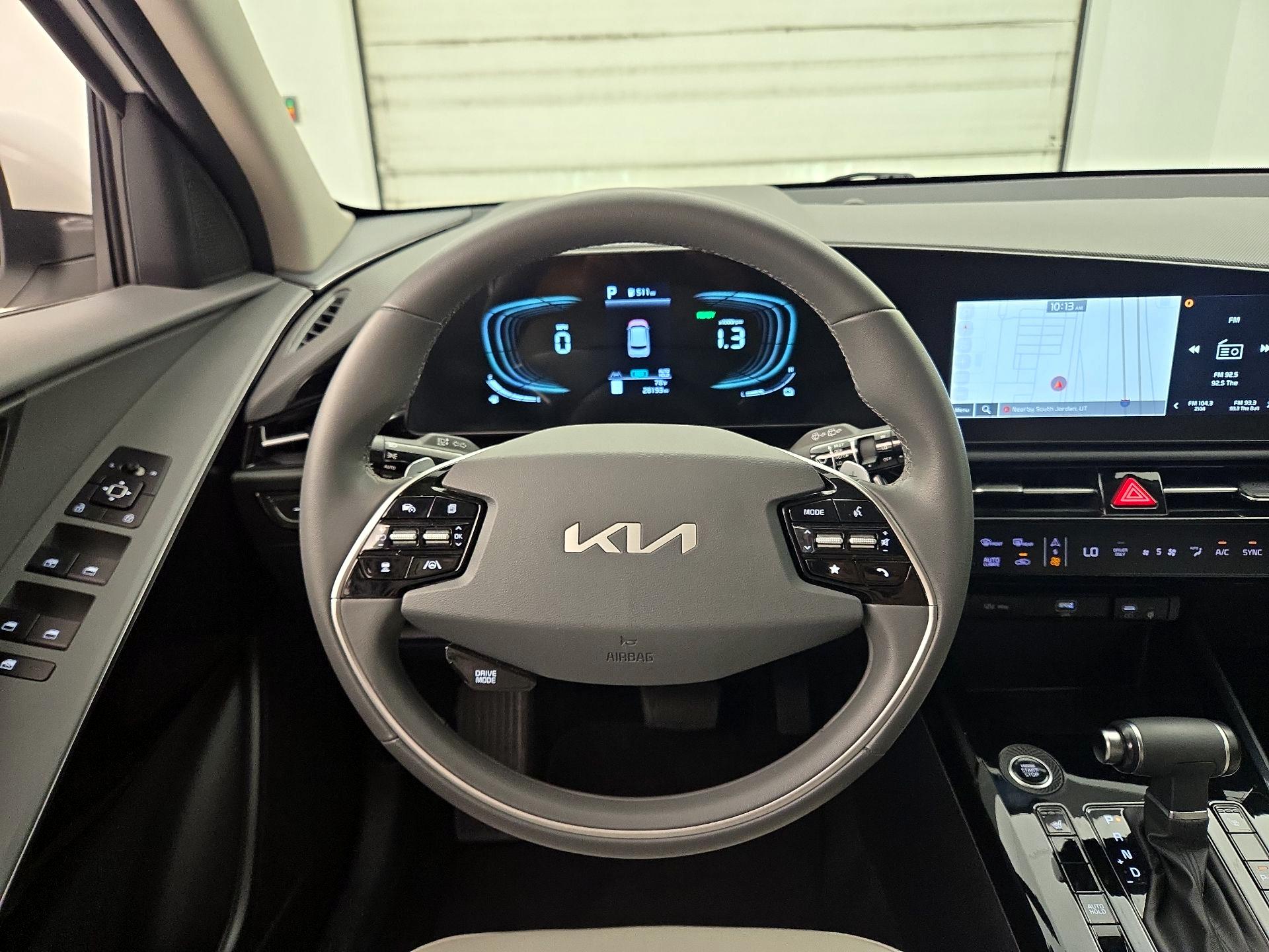 Thumbnail: 2024 Kia Niro - 10