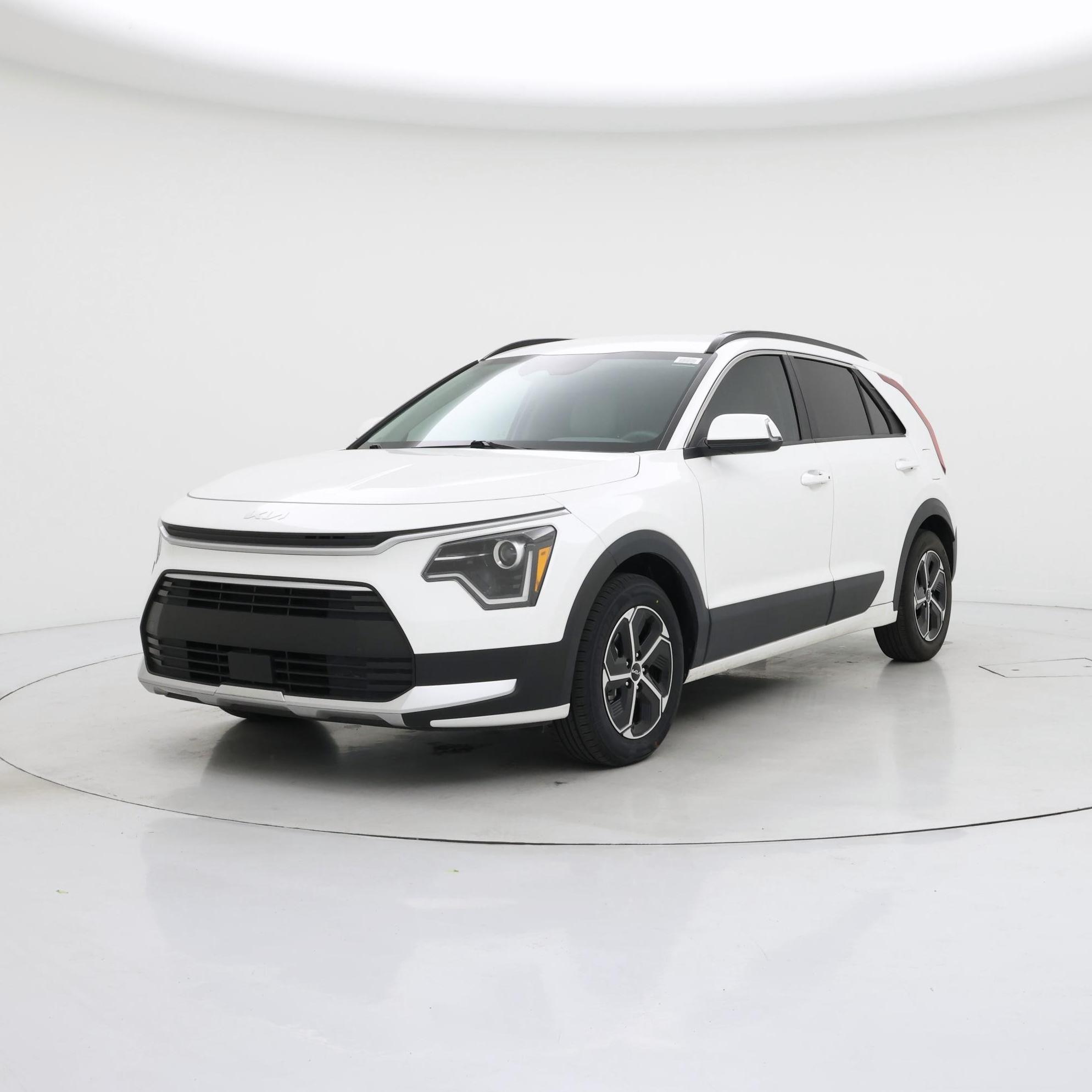 Thumbnail: 2024 Kia Niro - 4