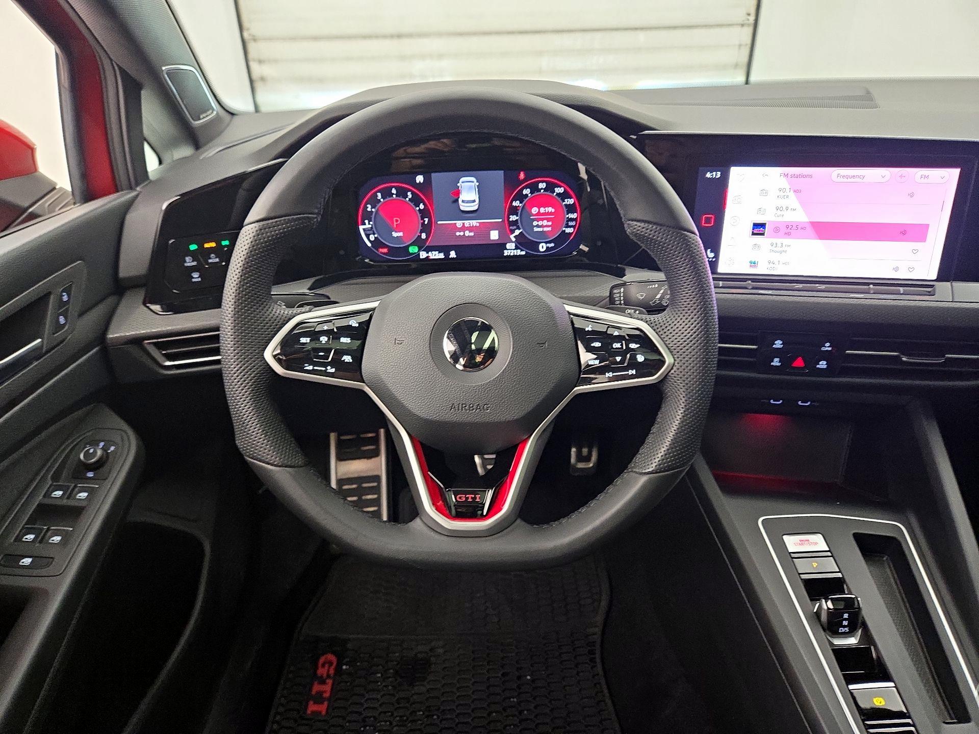 Thumbnail: 2022 Volkswagen Golf - 10