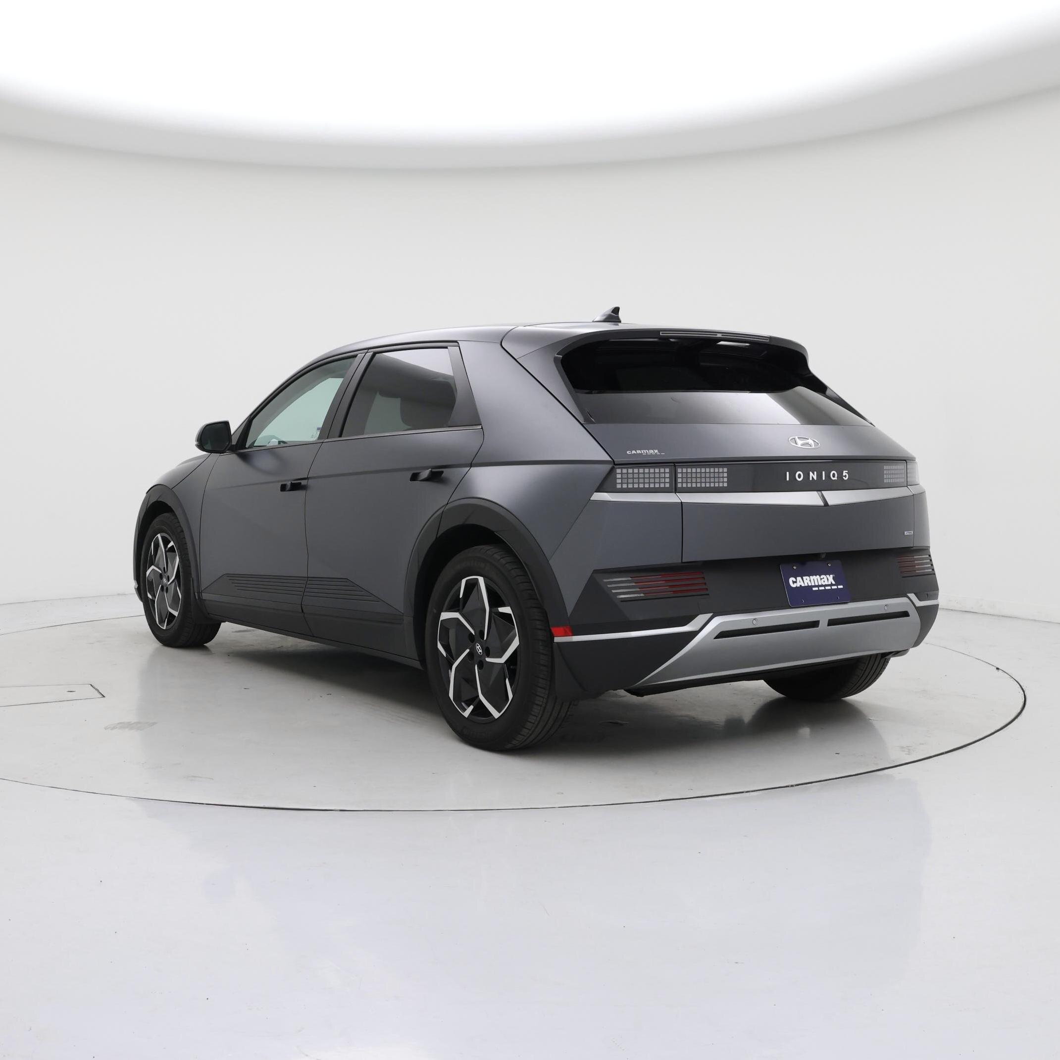 Thumbnail: 2023 Hyundai Ioniq 5 - 2