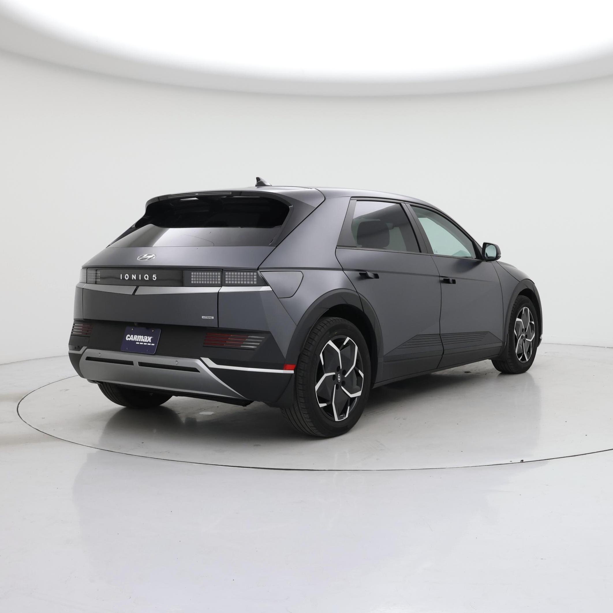 Thumbnail: 2023 Hyundai Ioniq 5 - 8
