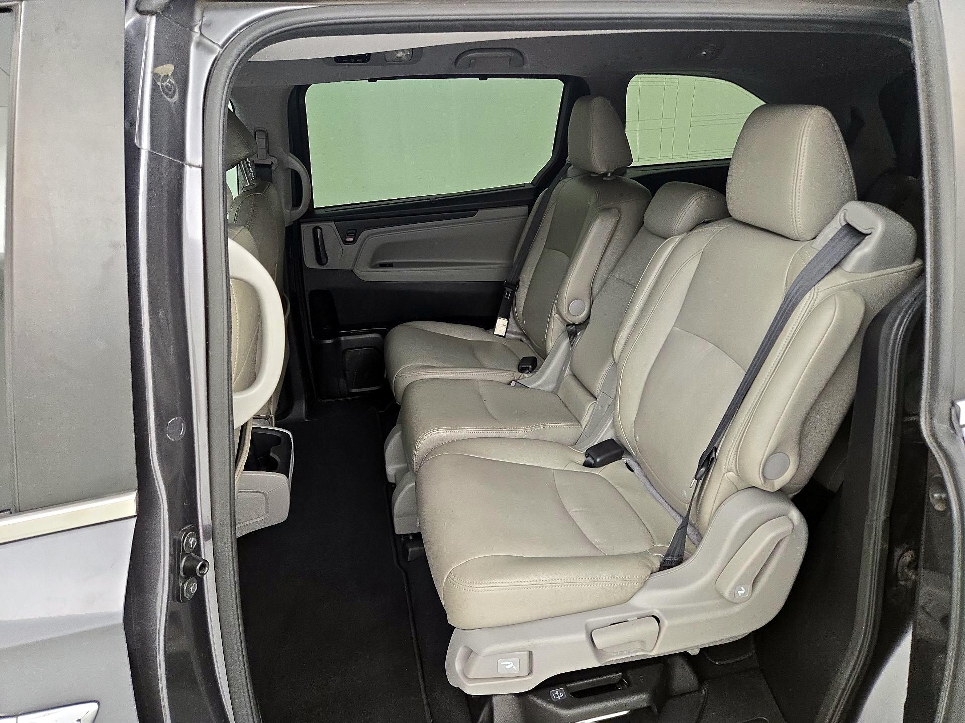 Thumbnail: 2018 Honda Odyssey - 19