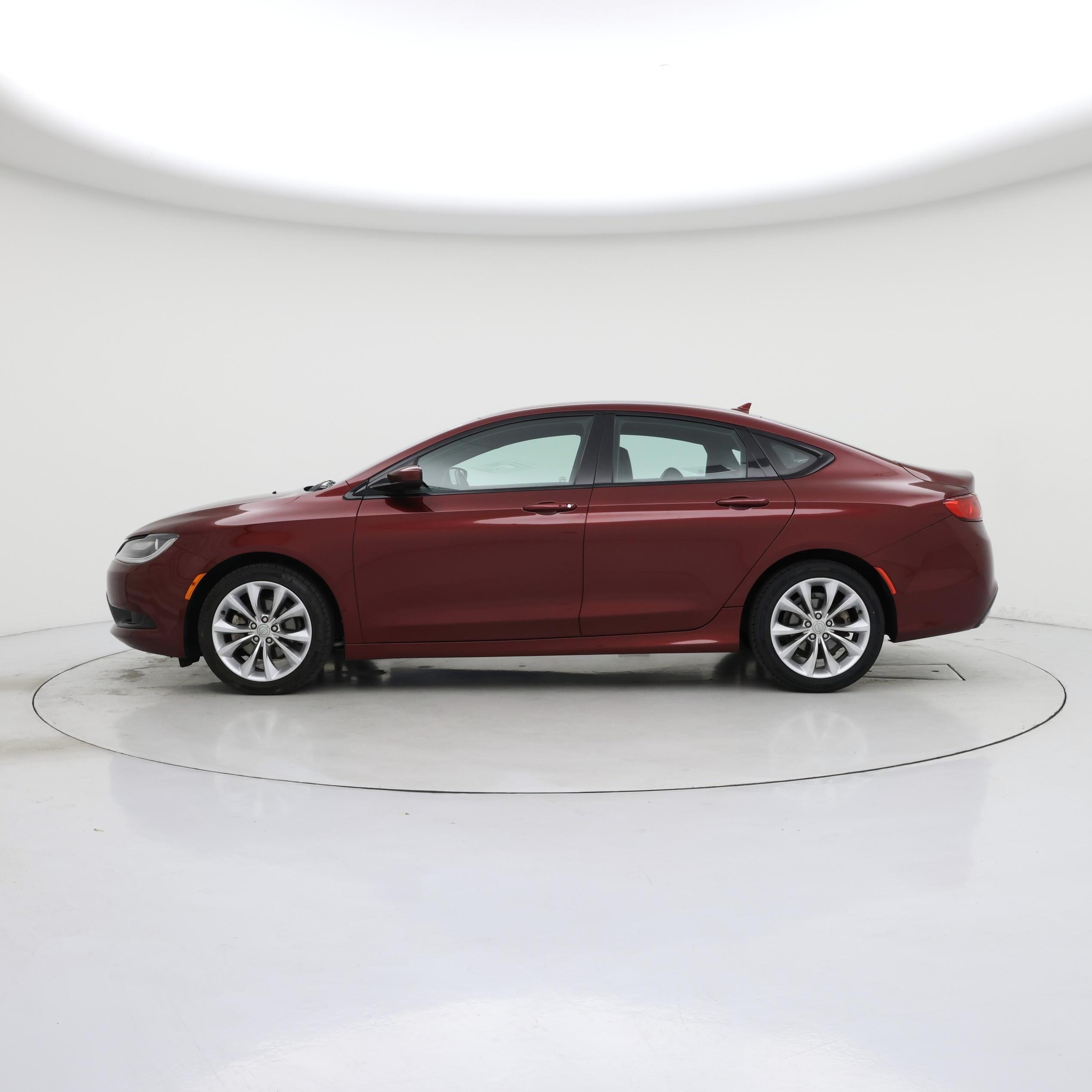 Thumbnail: 2015 Chrysler 200 - 3