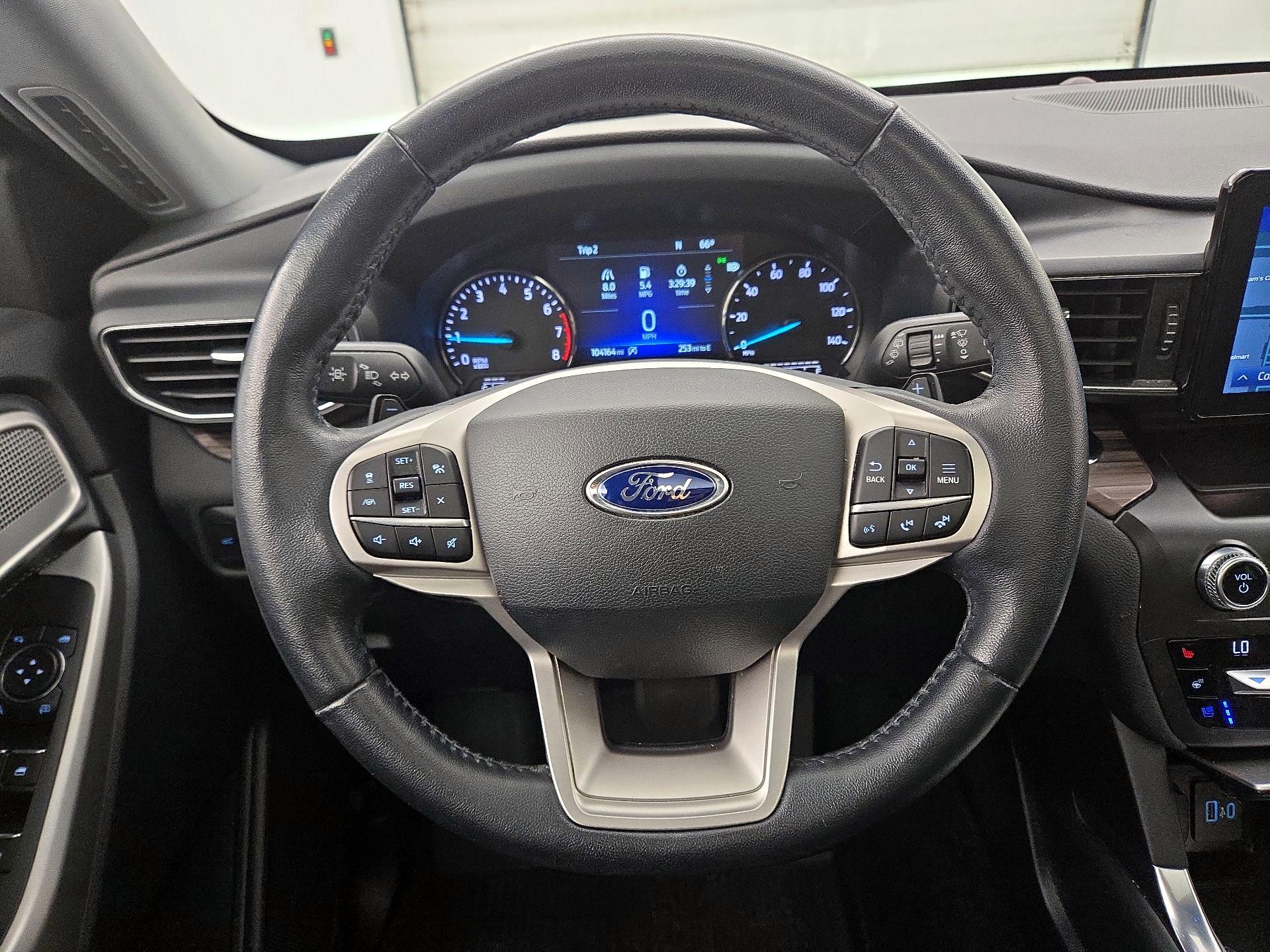 Thumbnail: 2020 Ford Explorer - 10