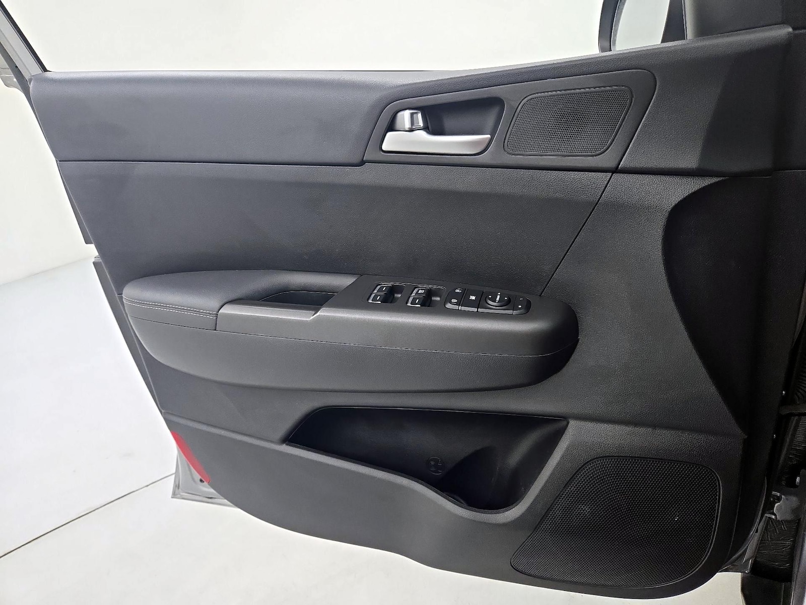 2022 Kia Sportage LX - Photo 13