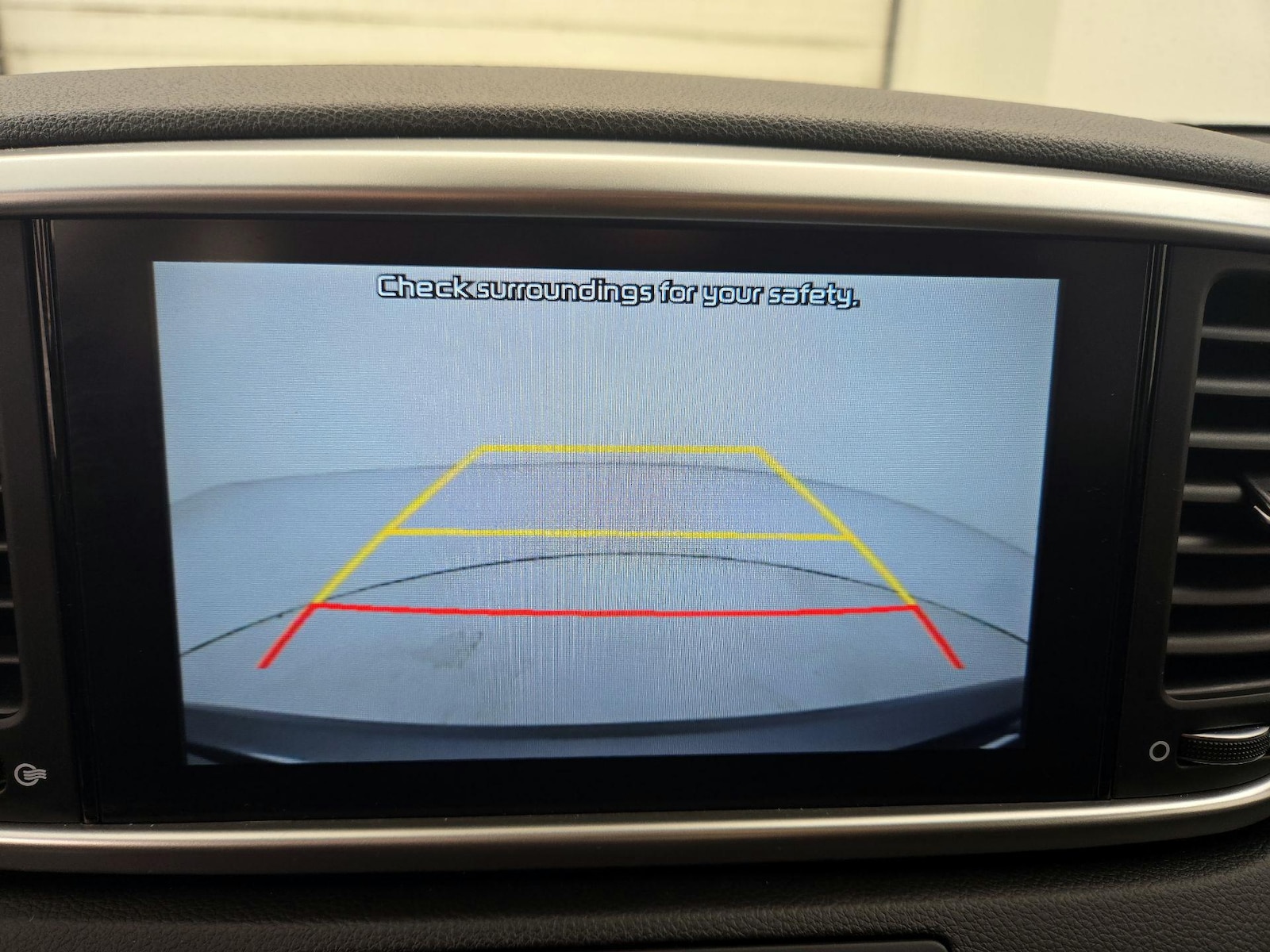 2022 Kia Sportage LX - Photo 15