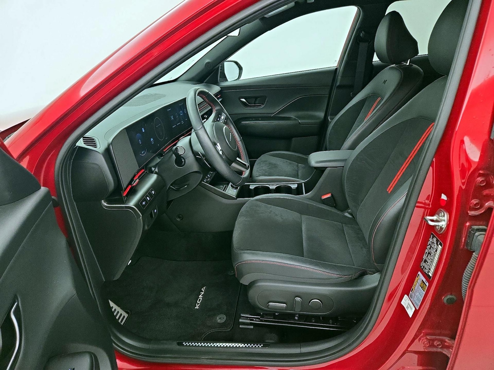 2025 Hyundai Kona N Line S - Photo 12