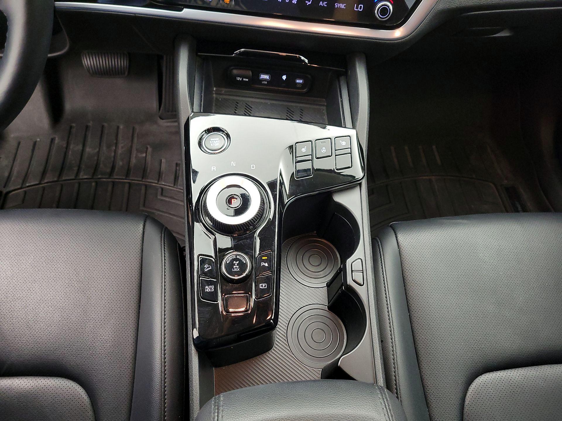 Thumbnail: 2023 Kia Sportage - 18