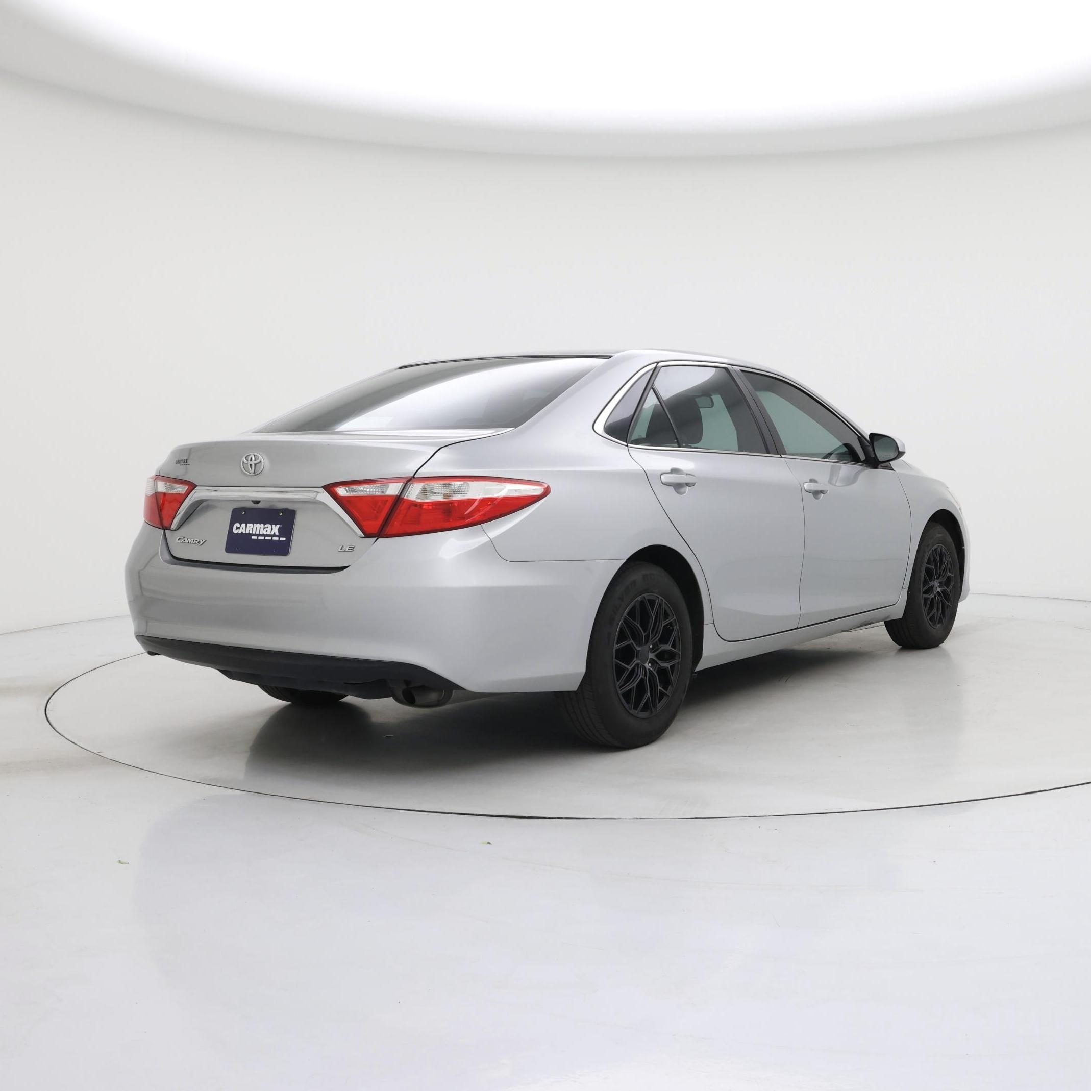 Thumbnail: 2015 Toyota Camry - 8