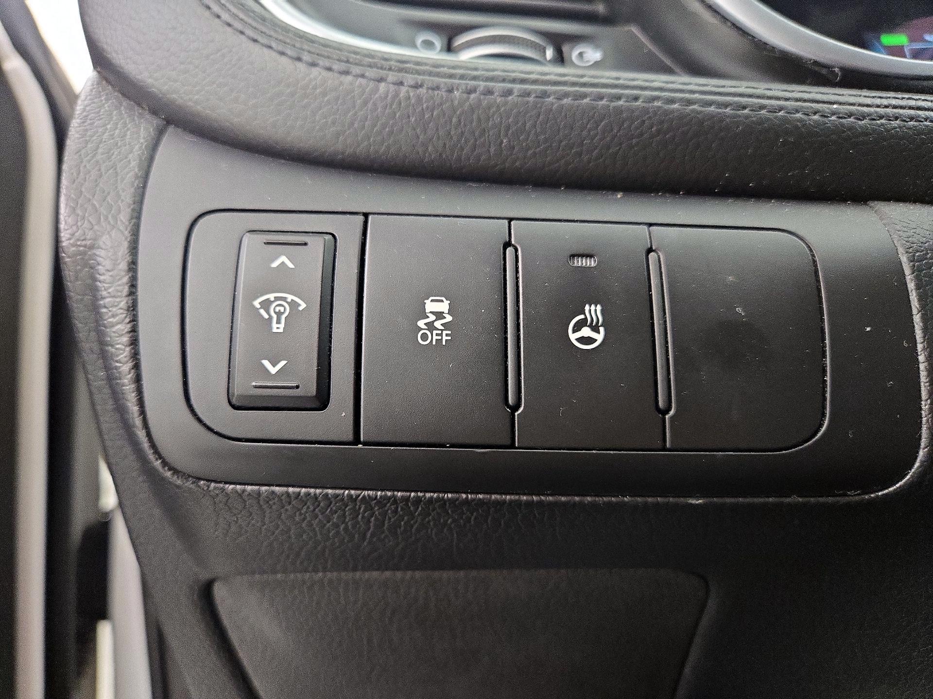 Thumbnail: 2016 Kia Optima - 13