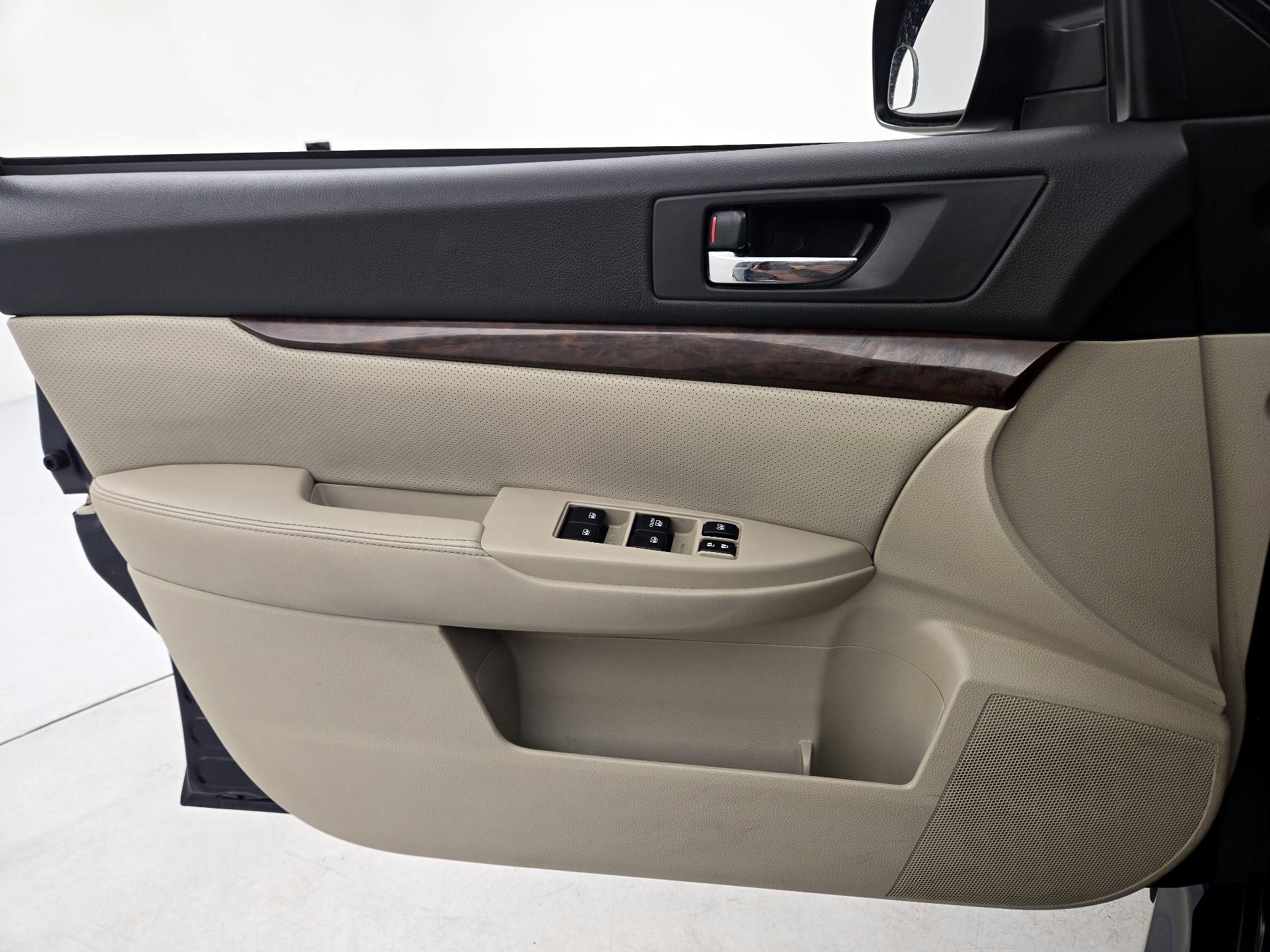 Thumbnail: 2014 Subaru Legacy - 12