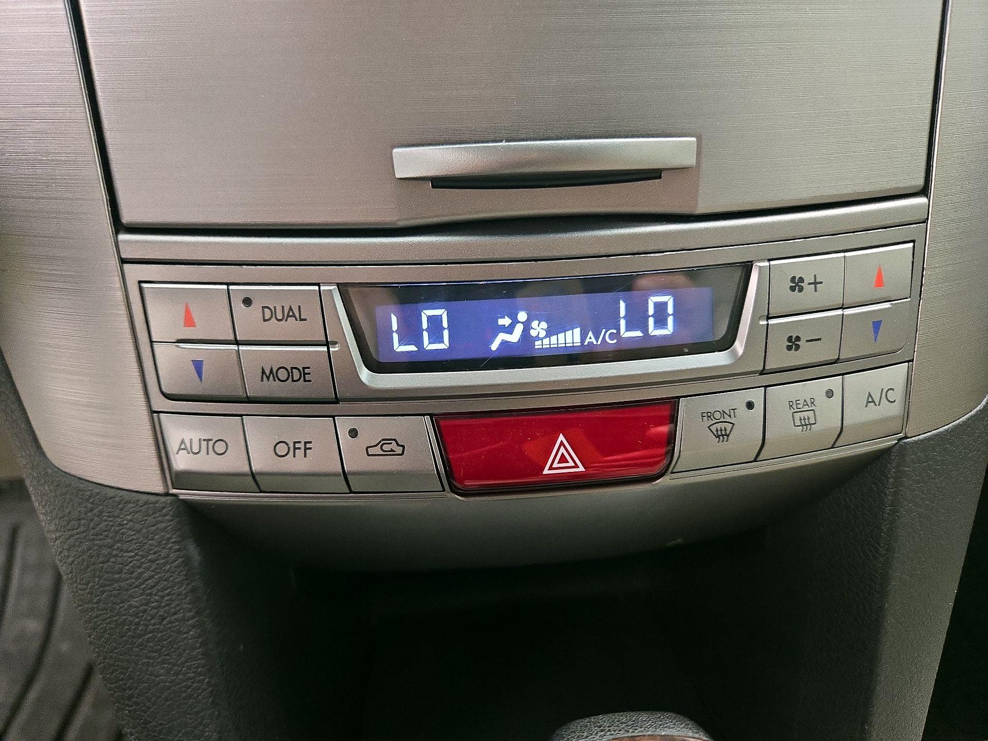Thumbnail: 2014 Subaru Legacy - 16