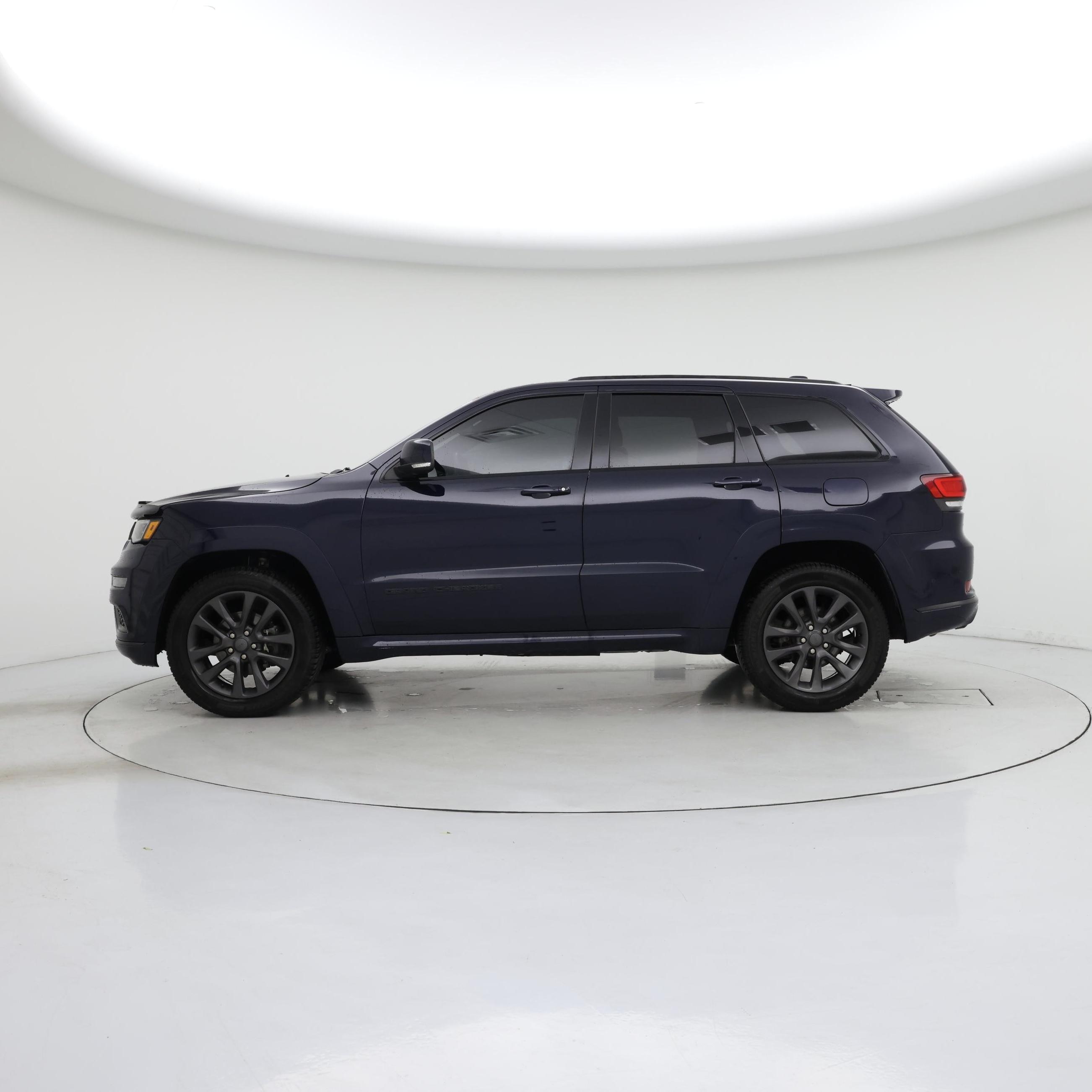 Thumbnail: 2018 Jeep Grand Cherokee - 3