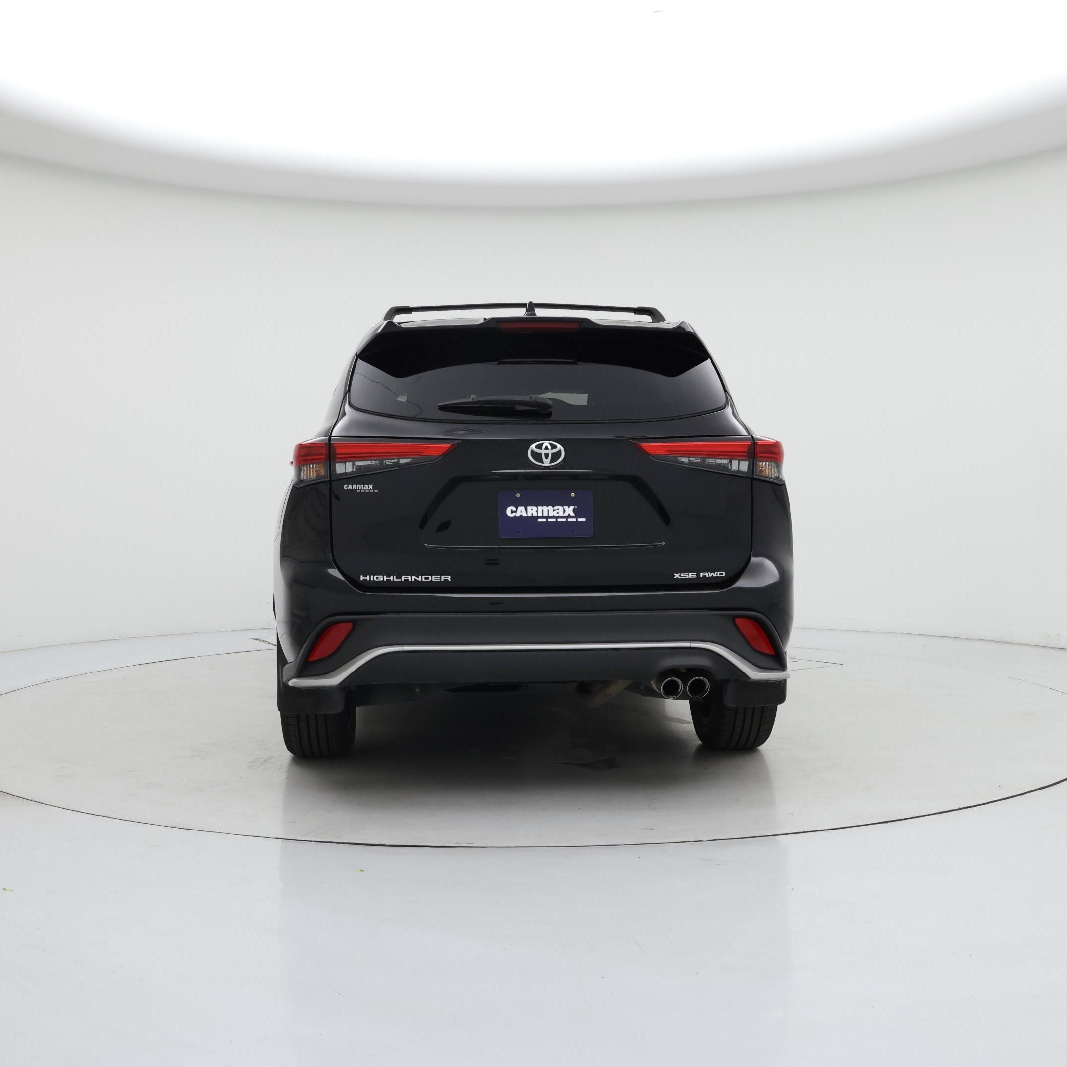 Thumbnail: 2023 Toyota Highlander - 6
