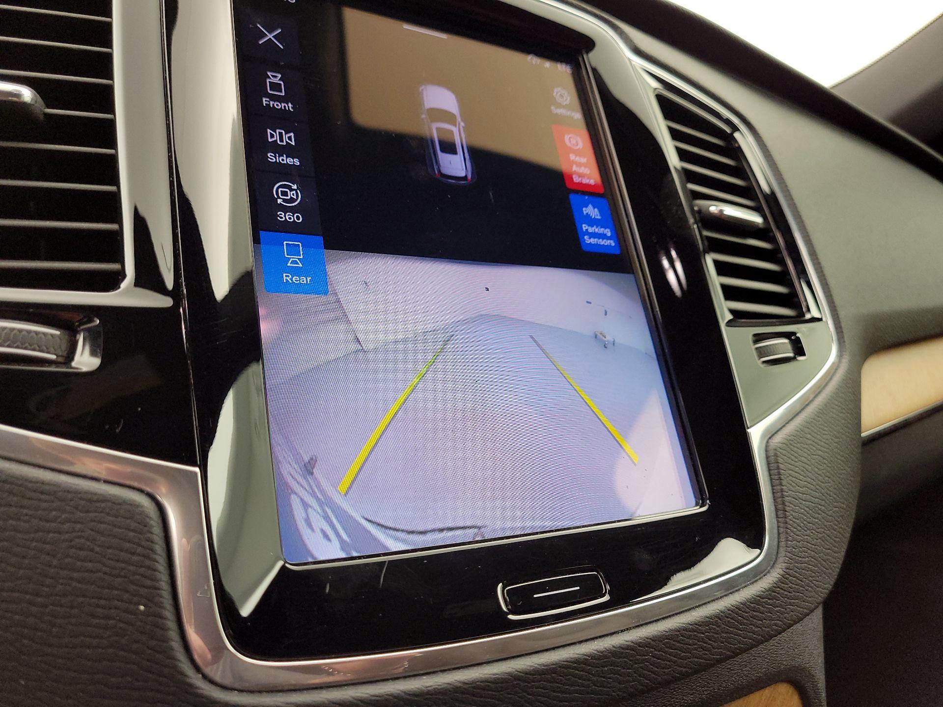 Thumbnail: 2023 Volvo XC90 - 14