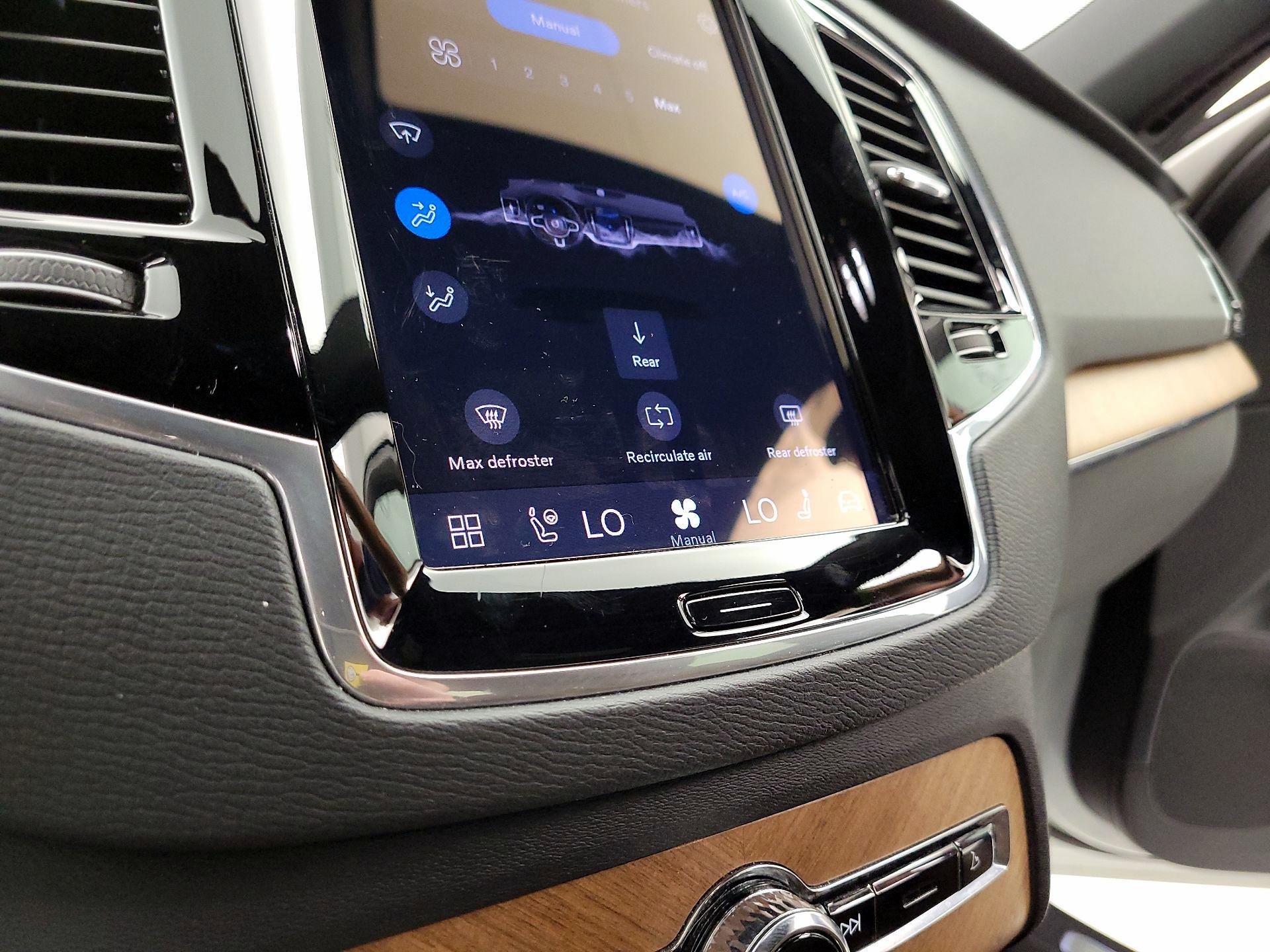 Thumbnail: 2023 Volvo XC90 - 16