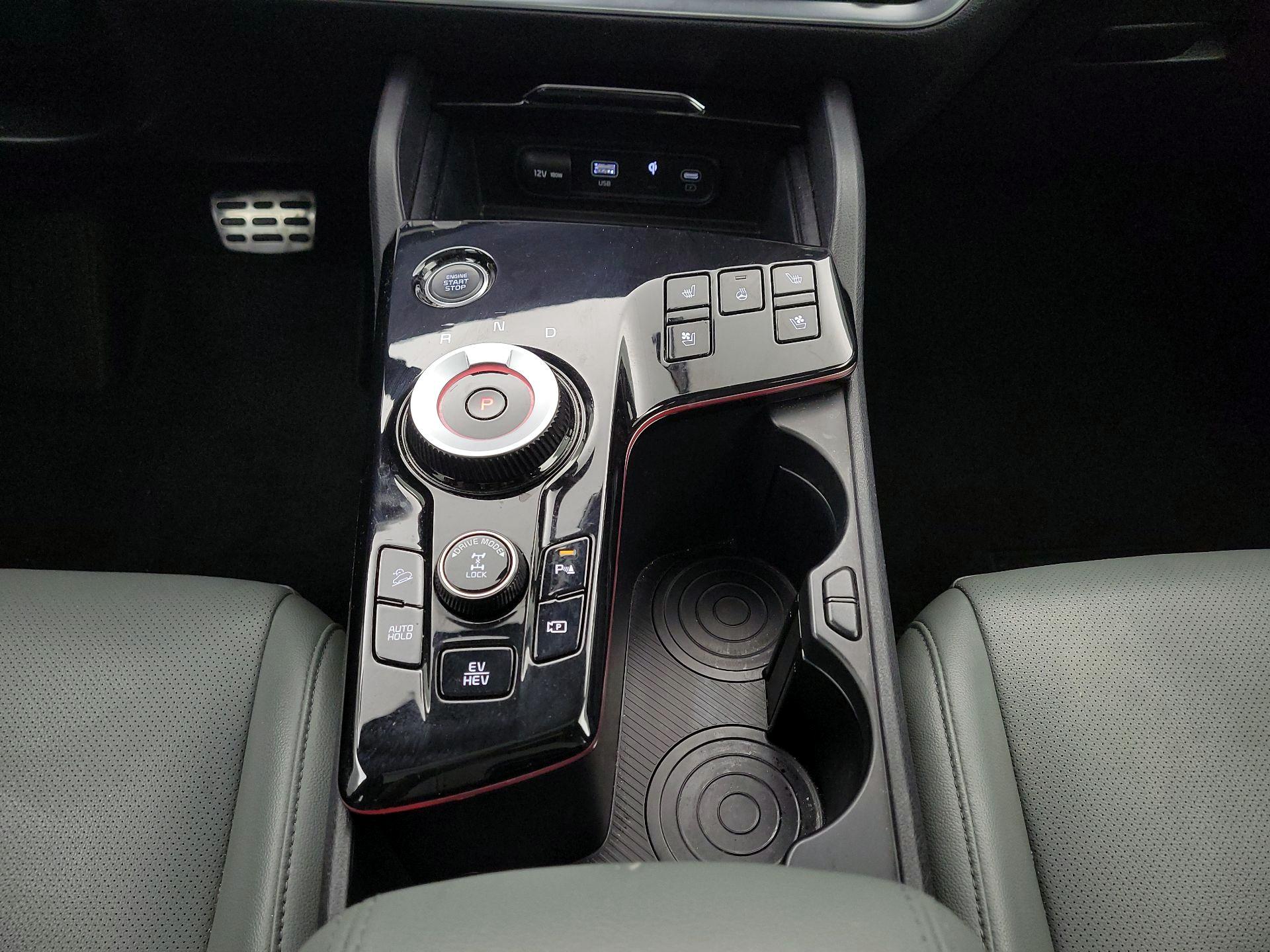 Thumbnail: 2023 Kia Sportage - 18