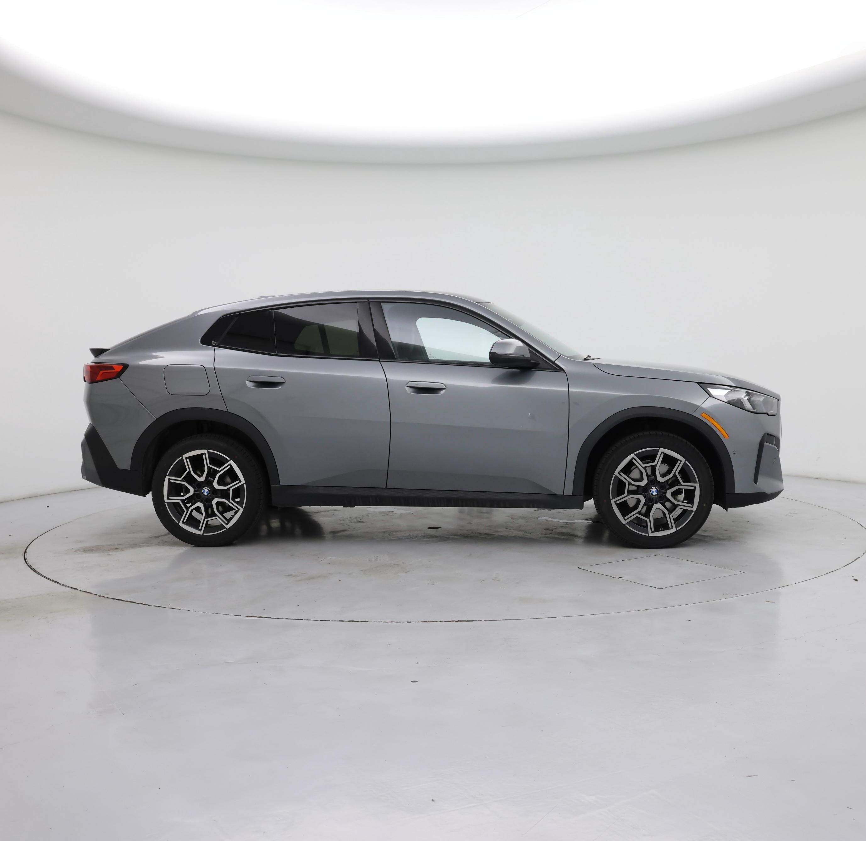 Thumbnail: 2025 BMW X2 - 7