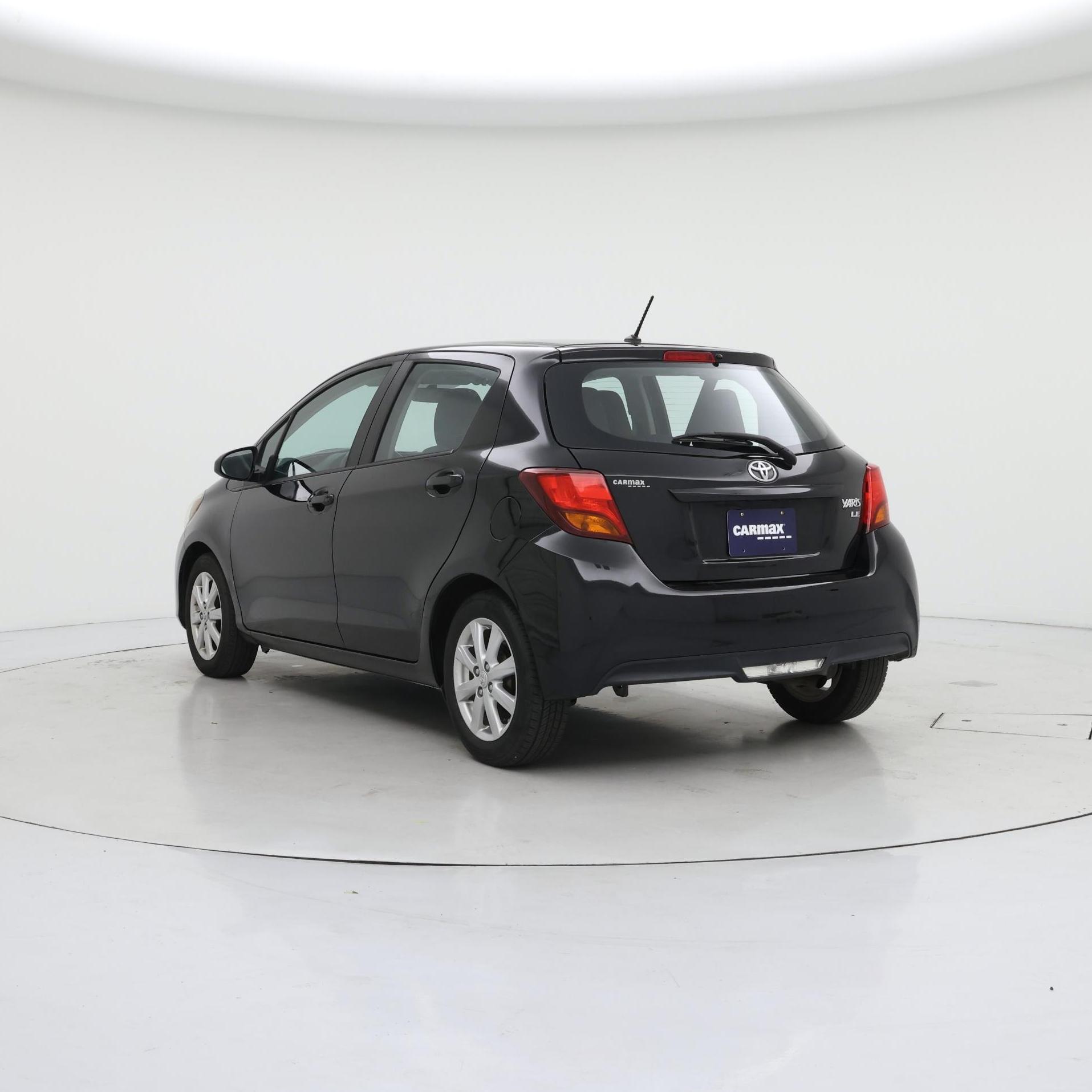 Thumbnail: 2015 Toyota Yaris - 2