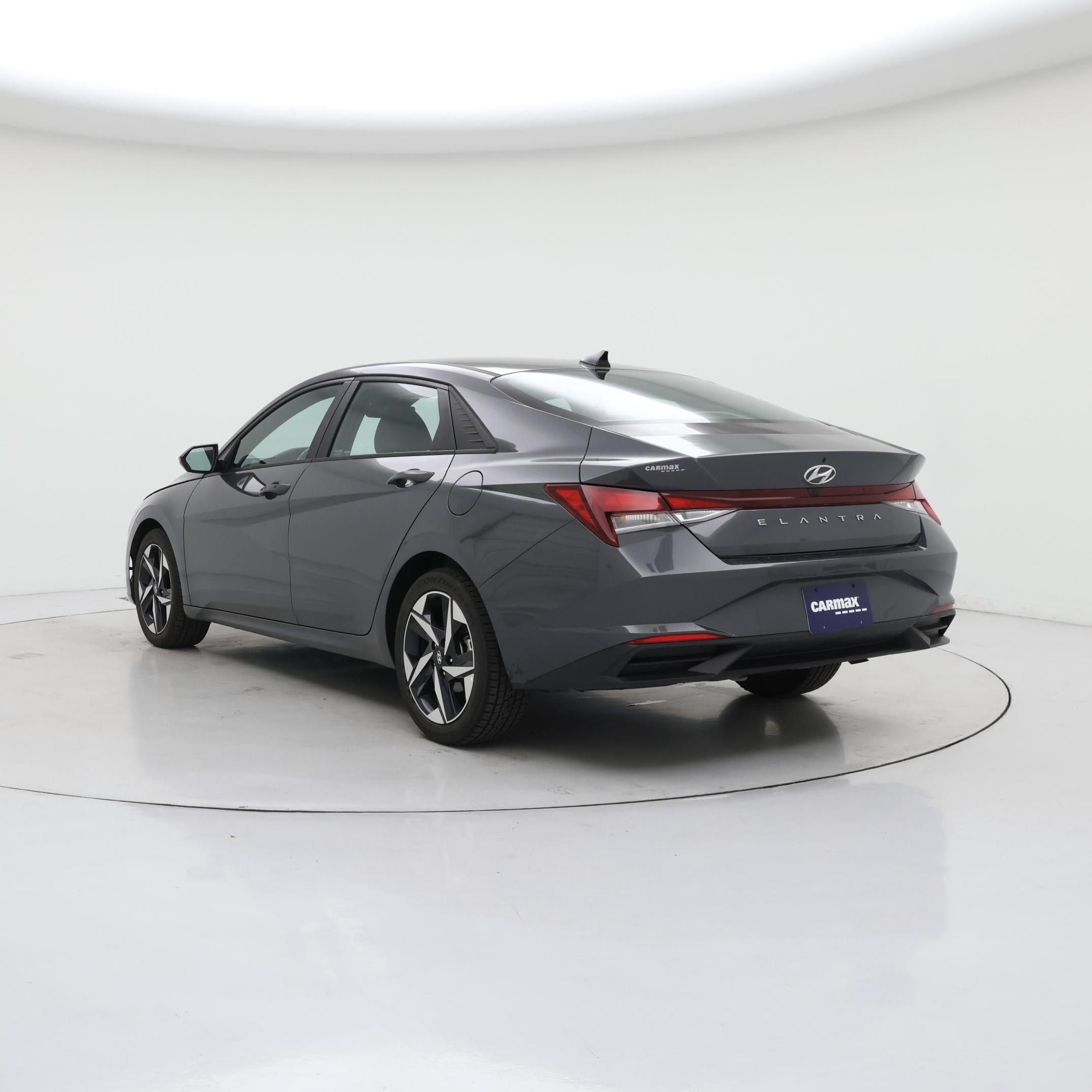 Thumbnail: 2023 Hyundai Elantra - 2