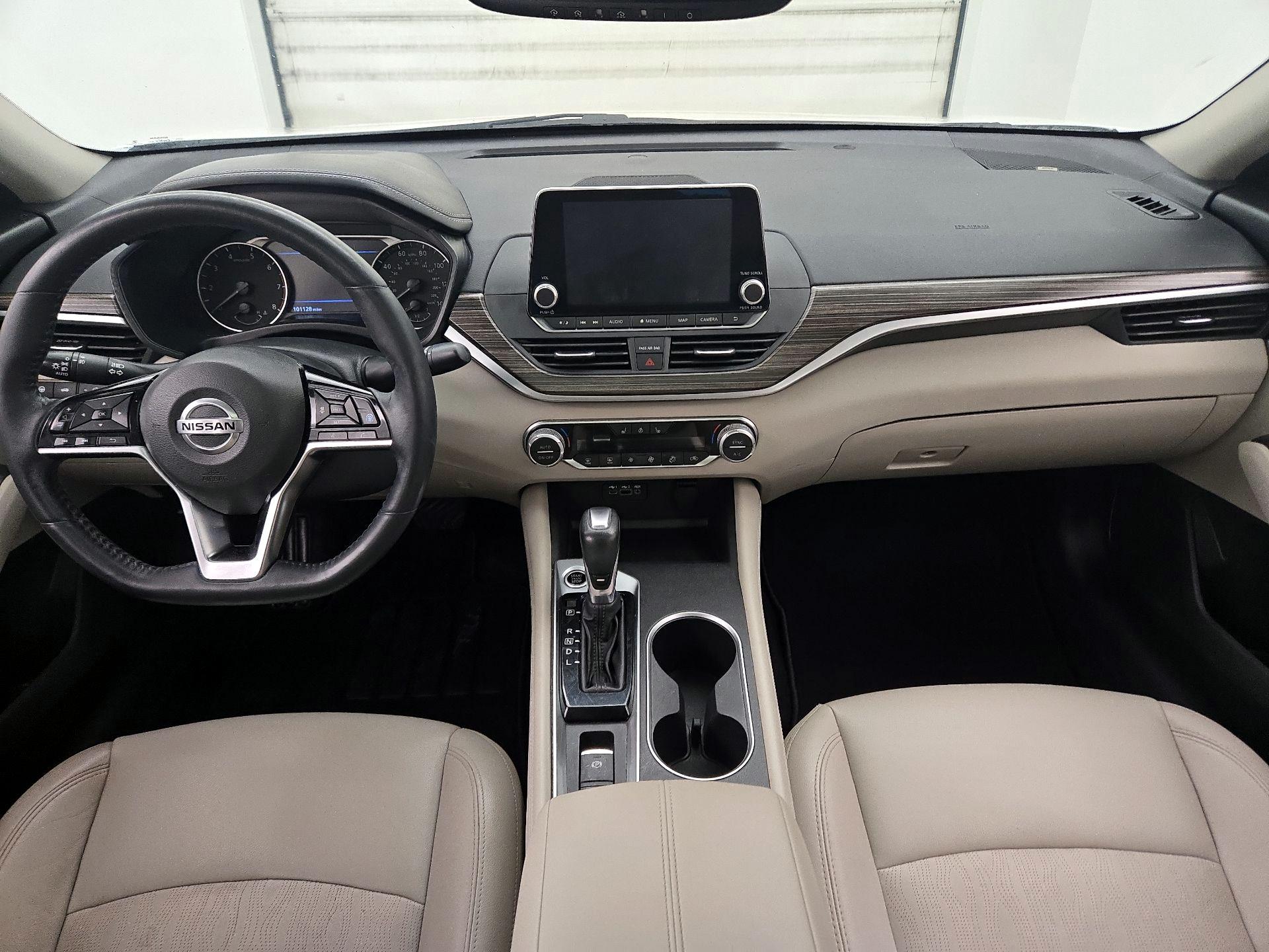 Thumbnail: 2019 Nissan Altima - 9
