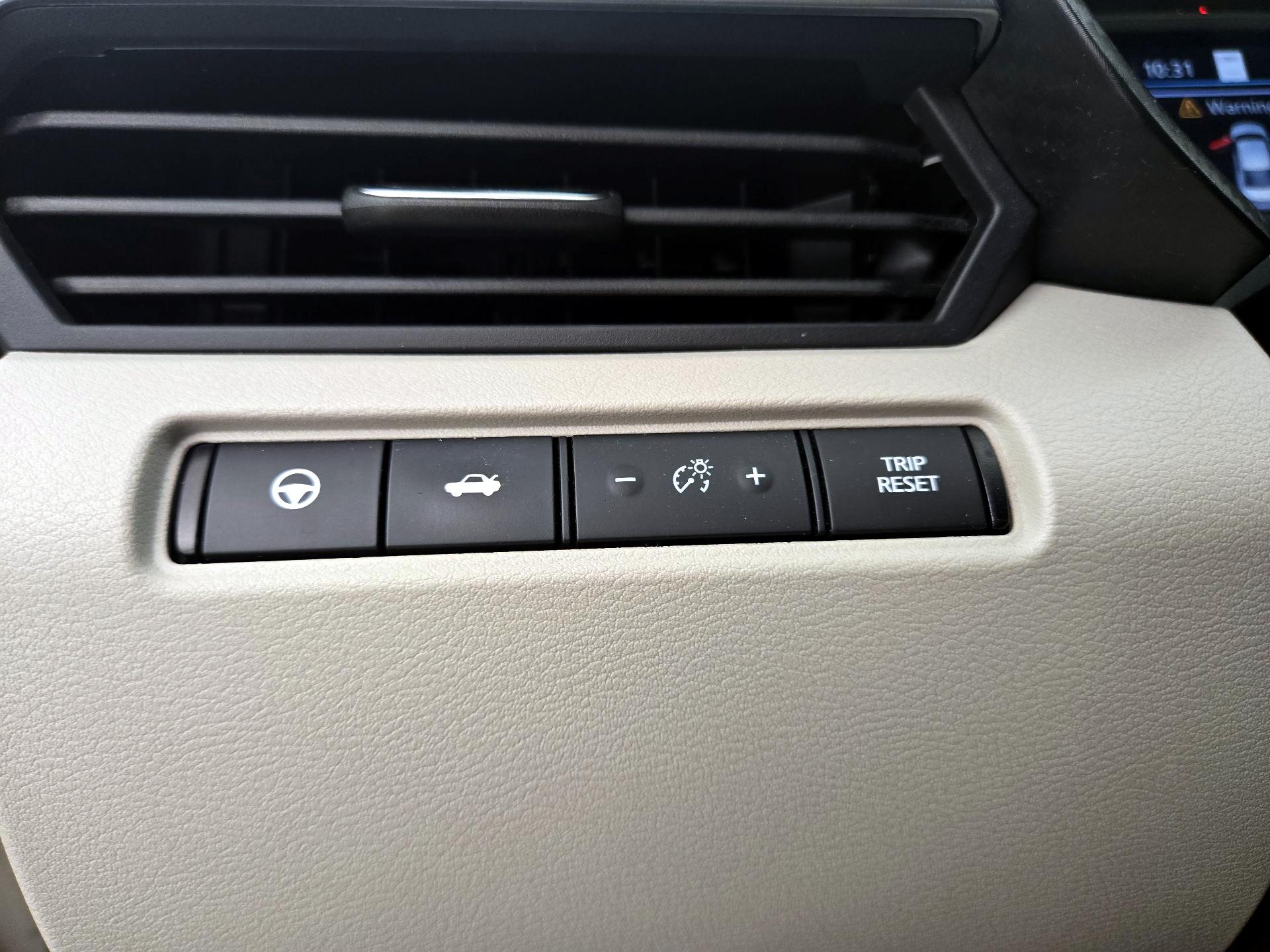 Thumbnail: 2019 Nissan Altima - 13