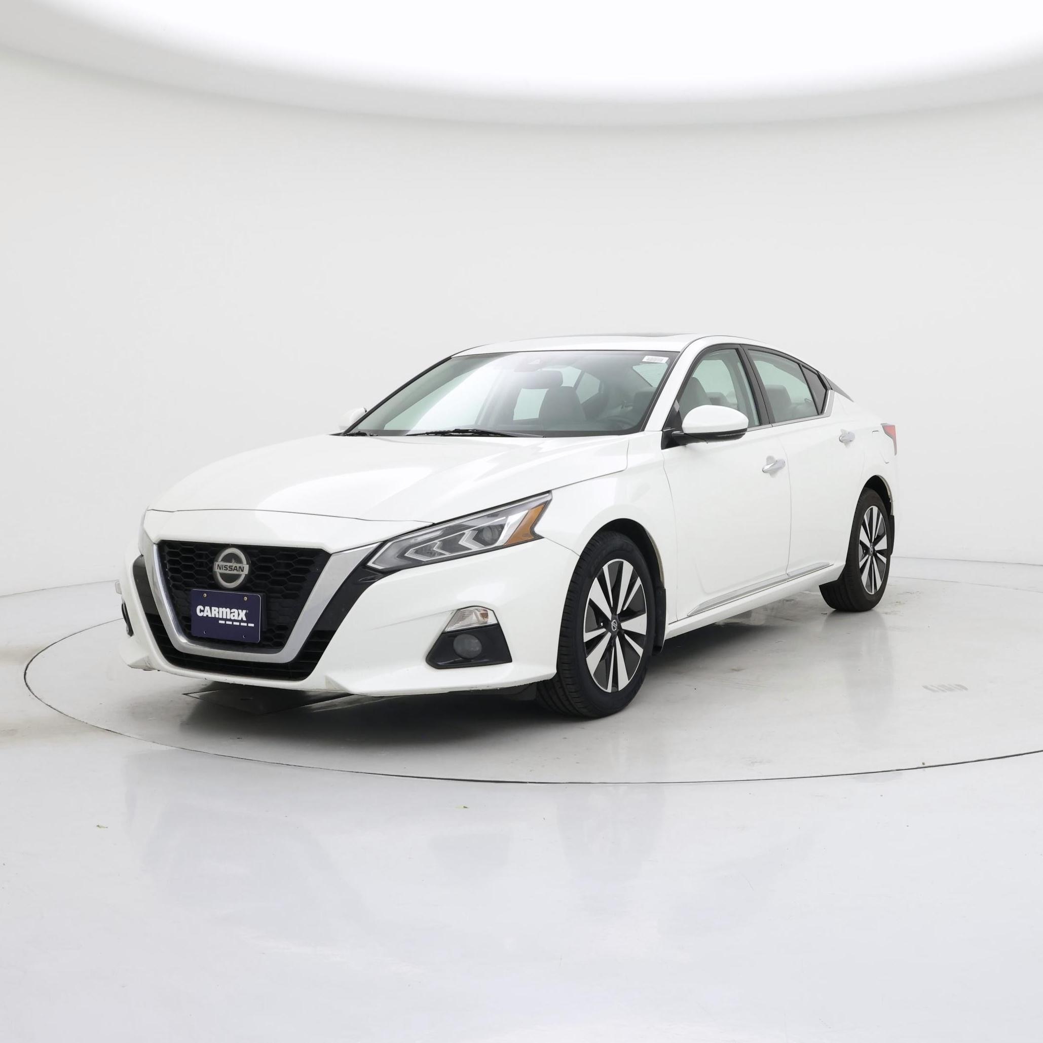 Thumbnail: 2019 Nissan Altima - 4