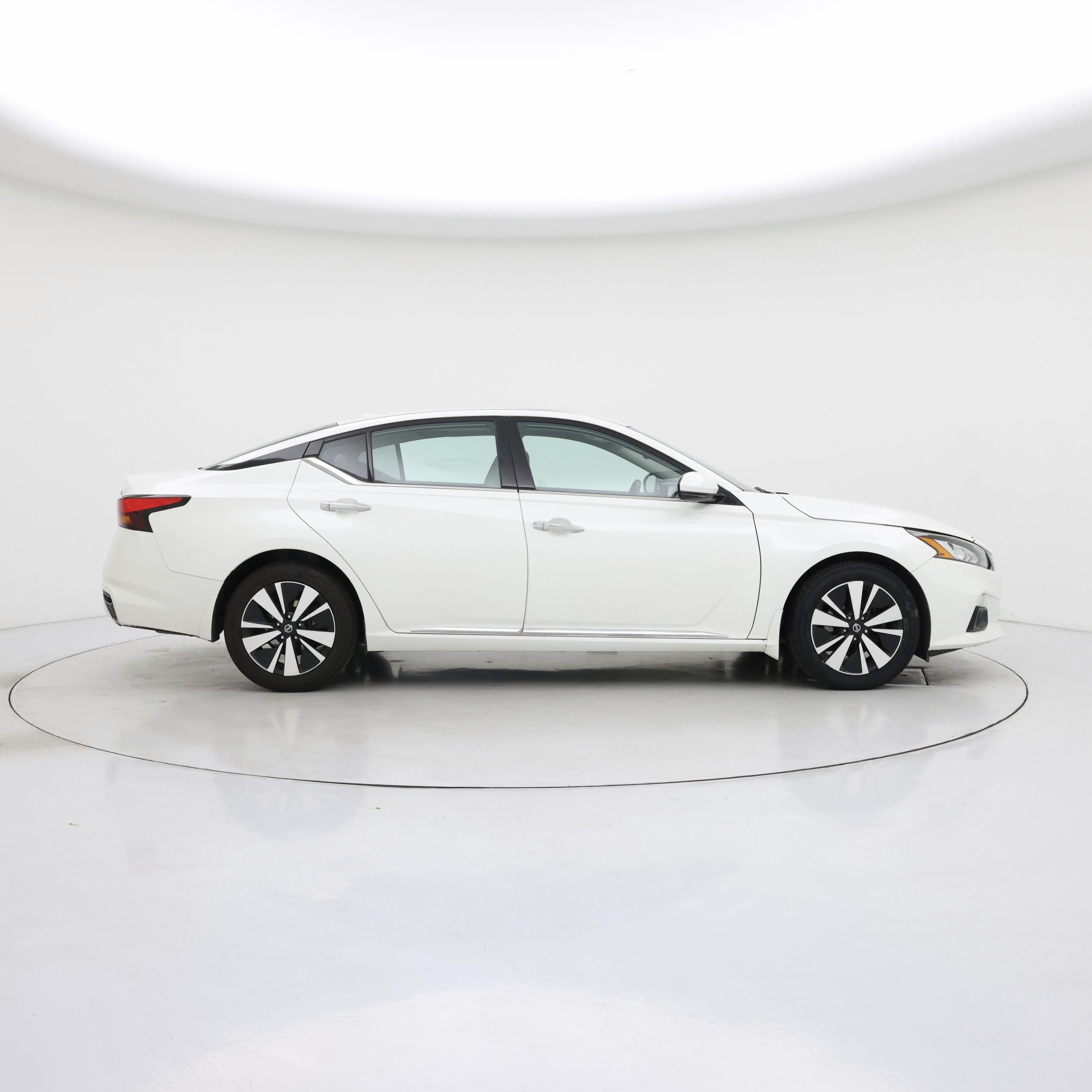 Thumbnail: 2019 Nissan Altima - 7