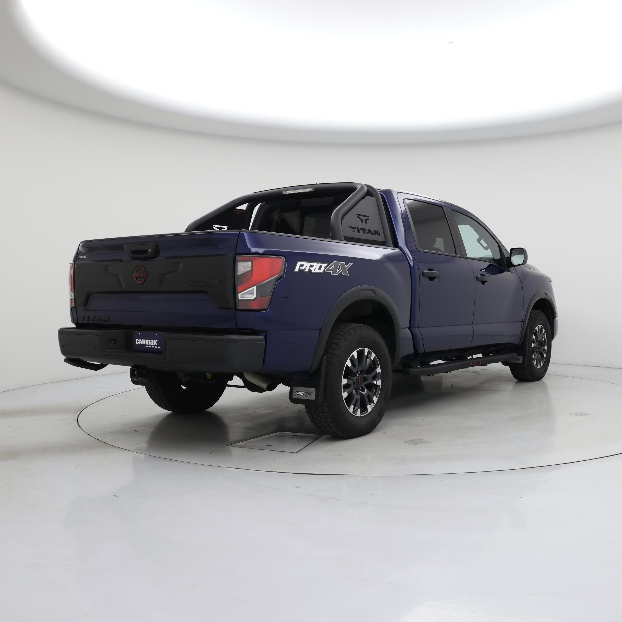 Thumbnail: 2024 Nissan Titan - 8