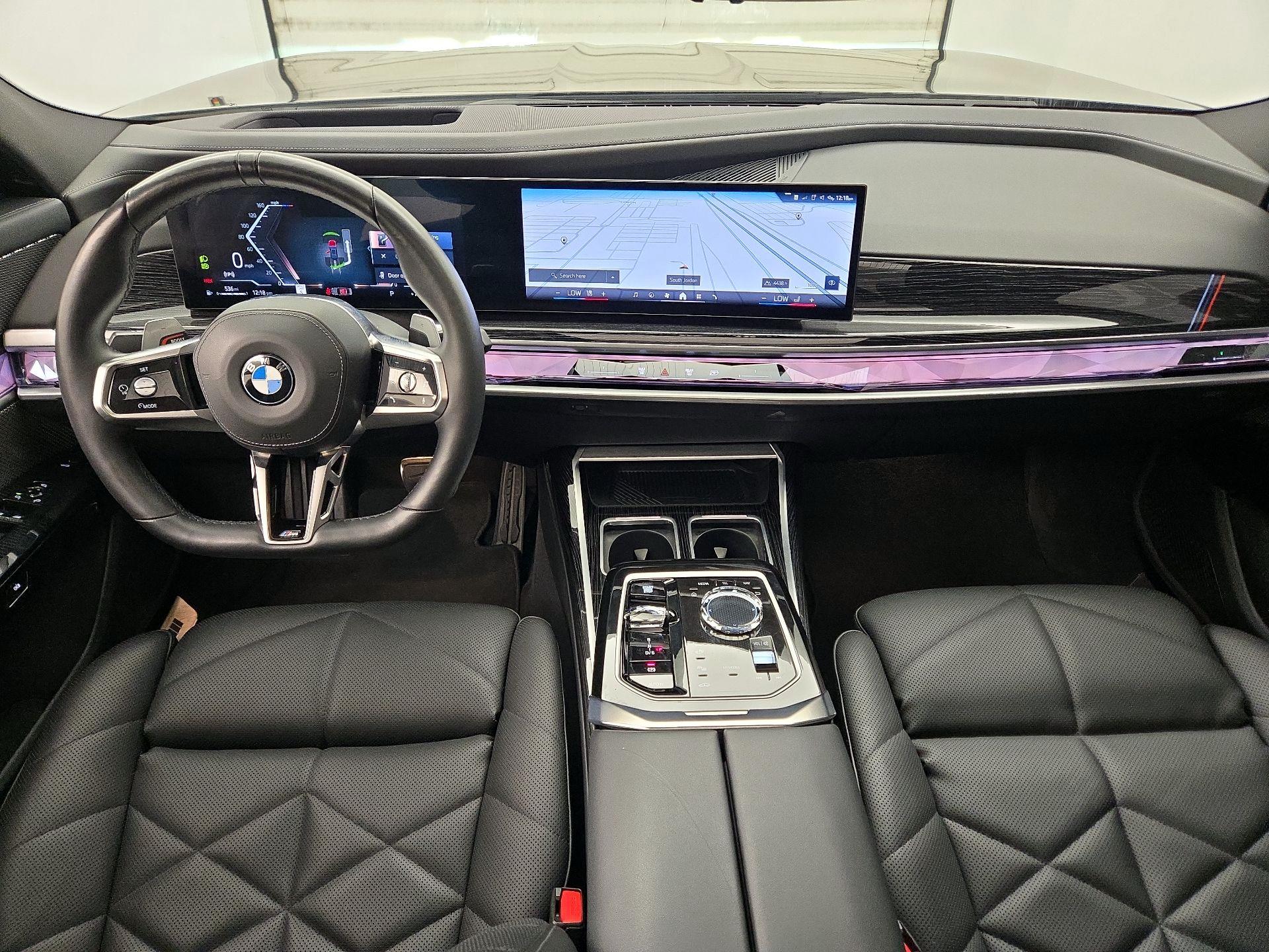 Thumbnail: 2025 BMW 7 Series - 9