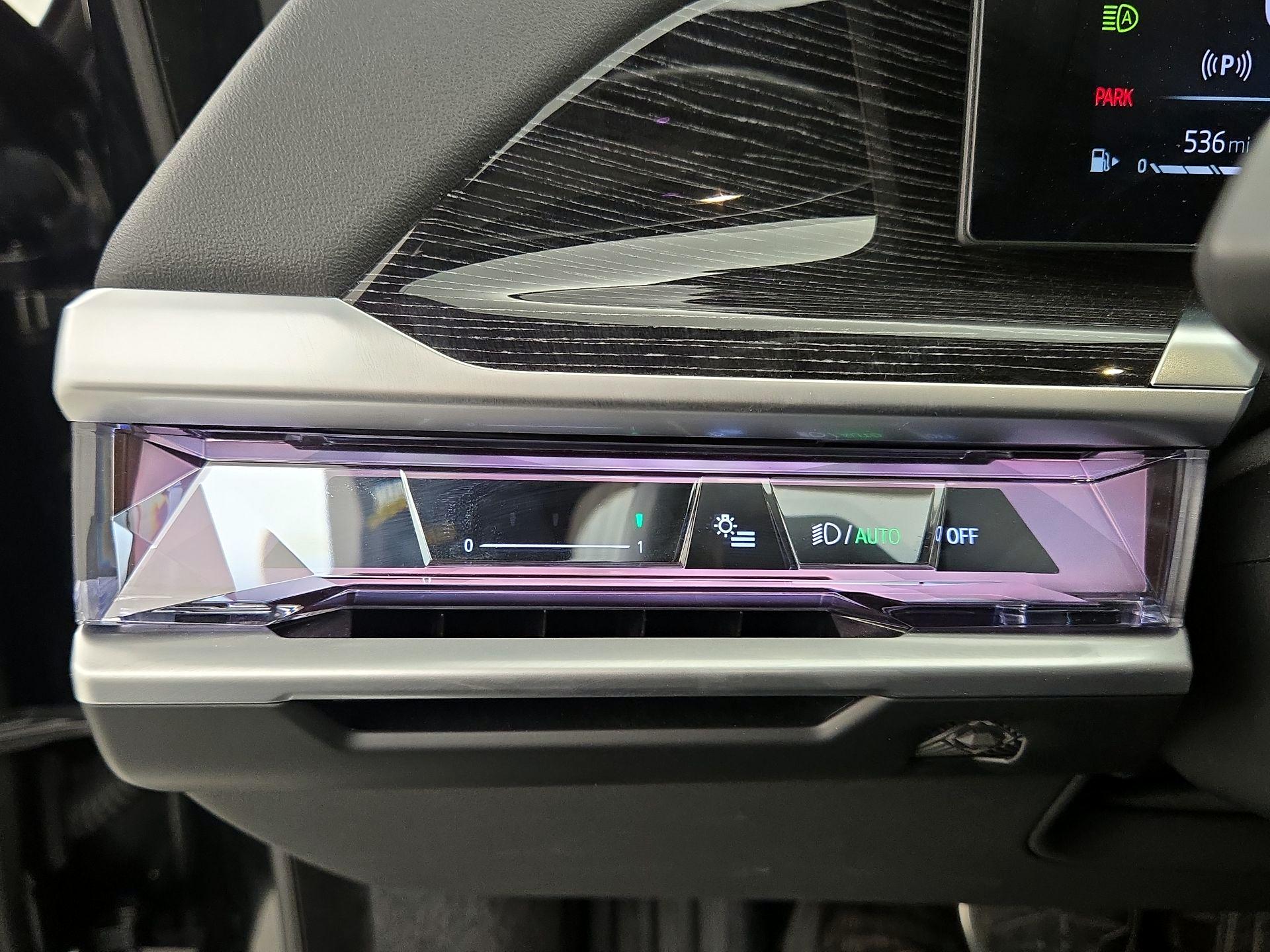 Thumbnail: 2025 BMW 7 Series - 13