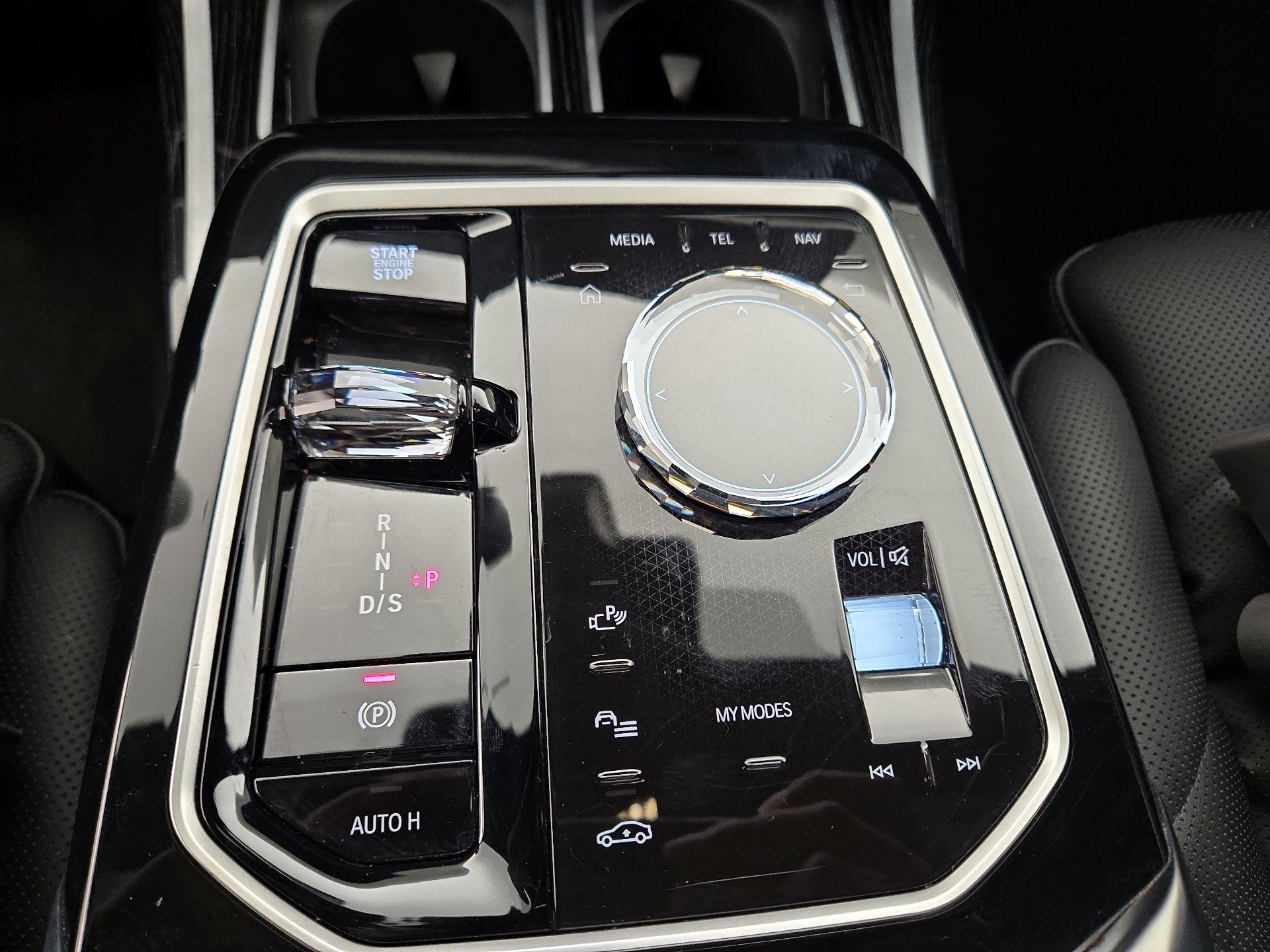 Thumbnail: 2025 BMW 7 Series - 18