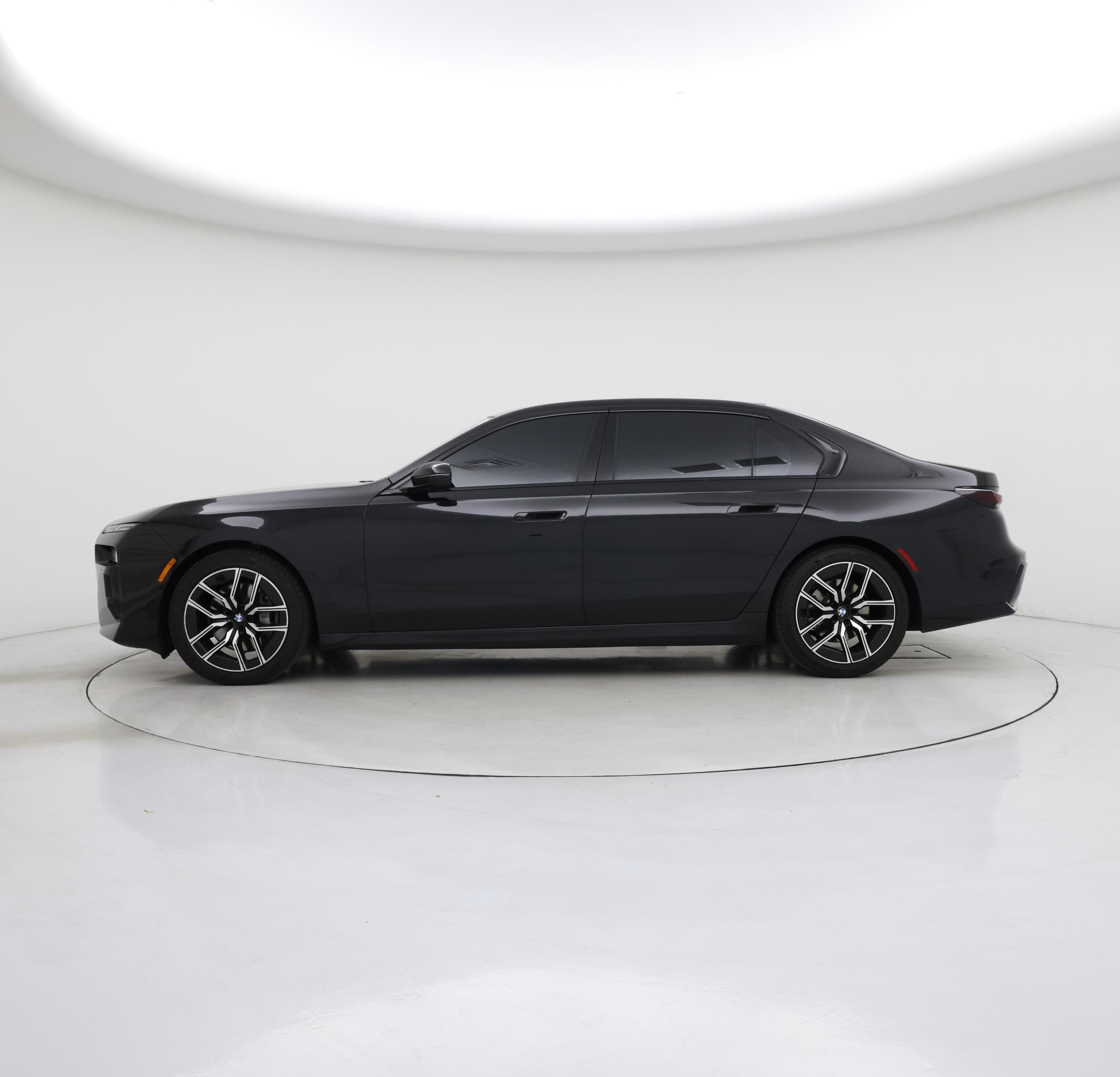 Thumbnail: 2025 BMW 7 Series - 3