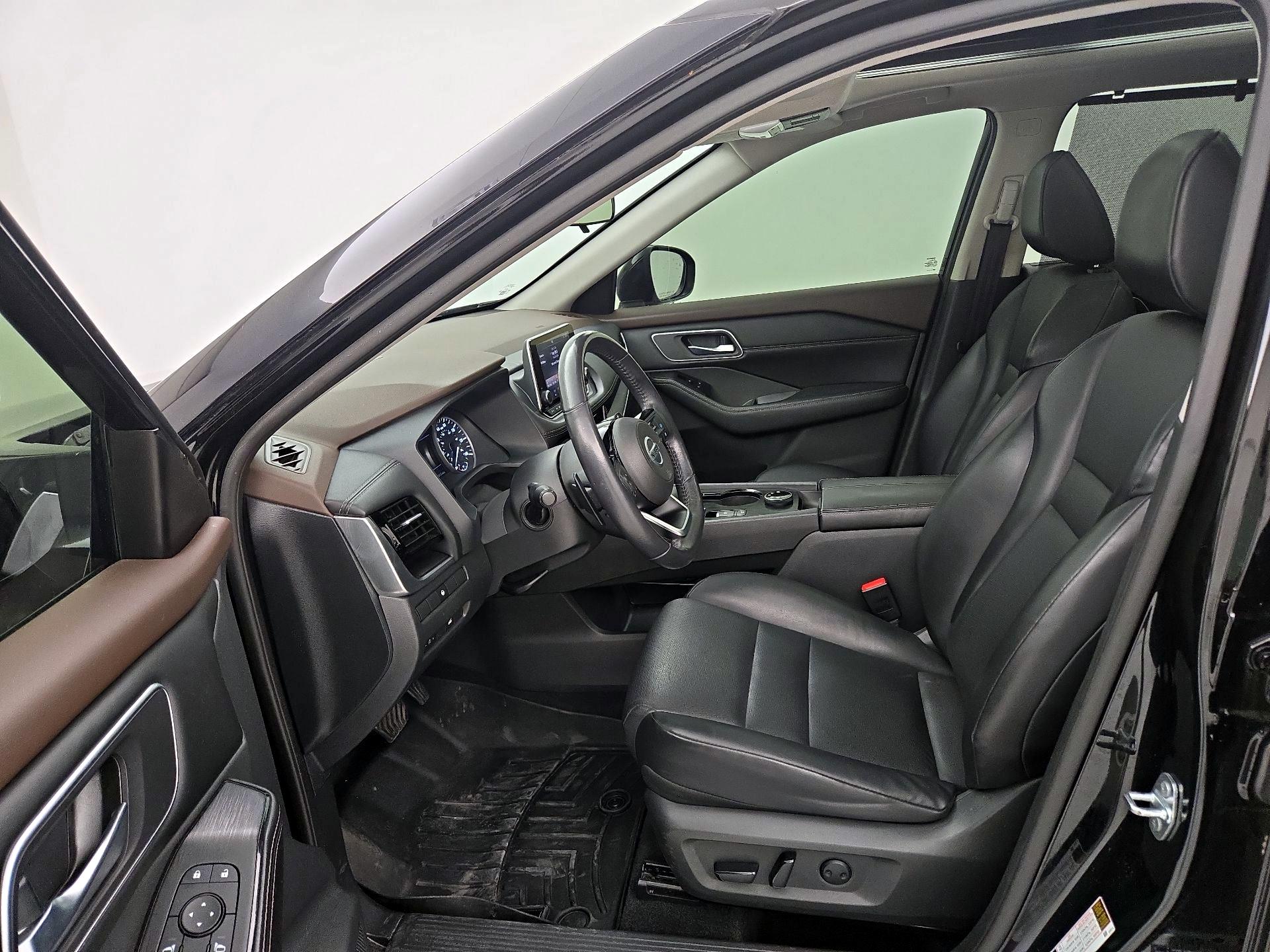 Thumbnail: 2021 Nissan Rogue - 11