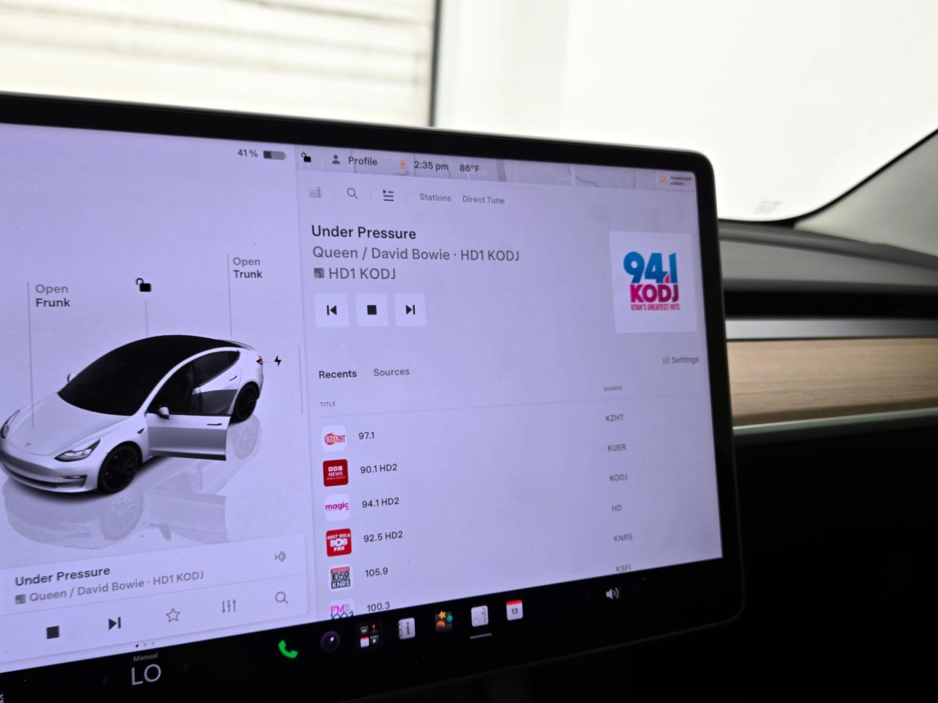 Thumbnail: 2022 Tesla Model 3 - 15
