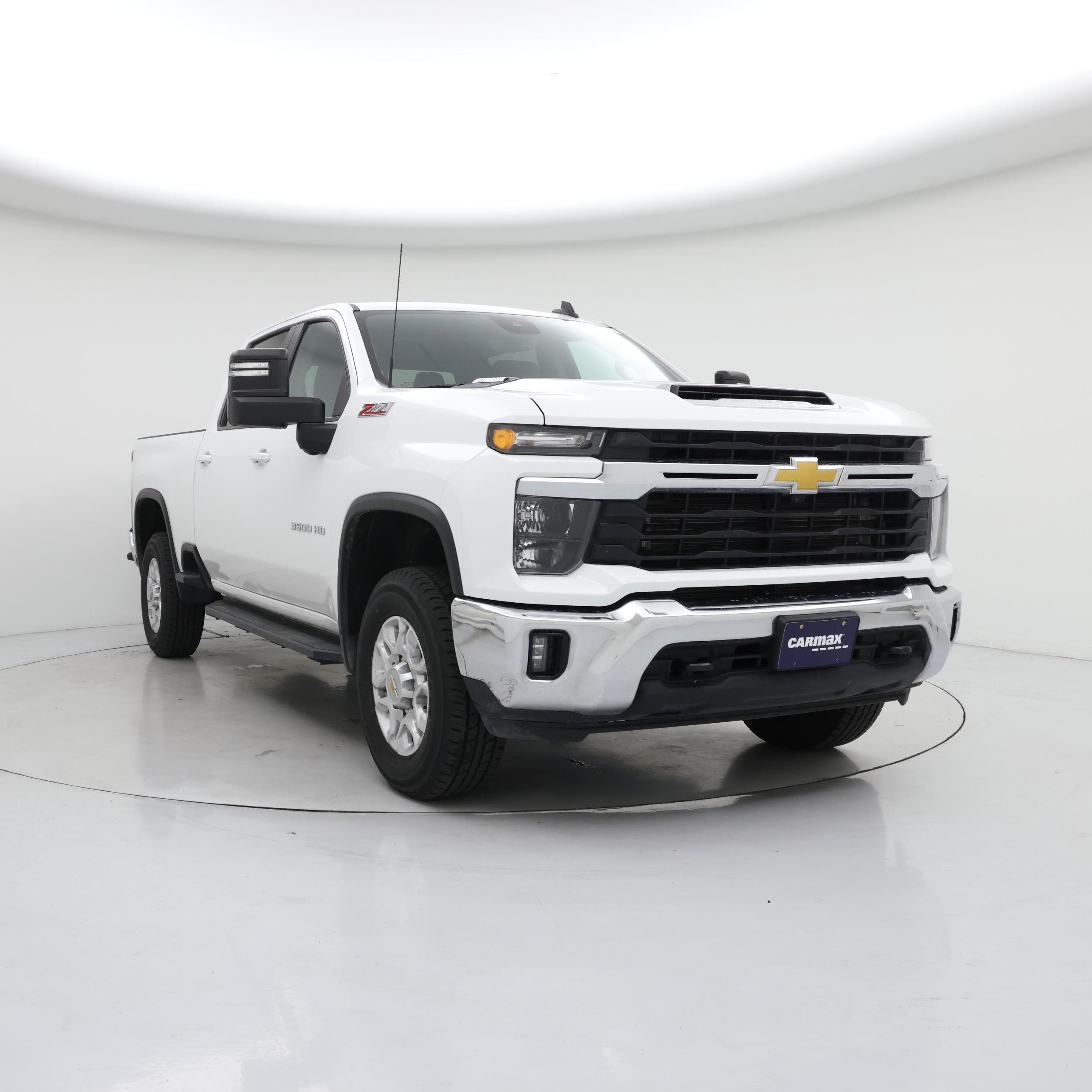 White 2024 Chevrolet Silverado 3500HD Pickup Truck Four-Wheel Drive Automatic