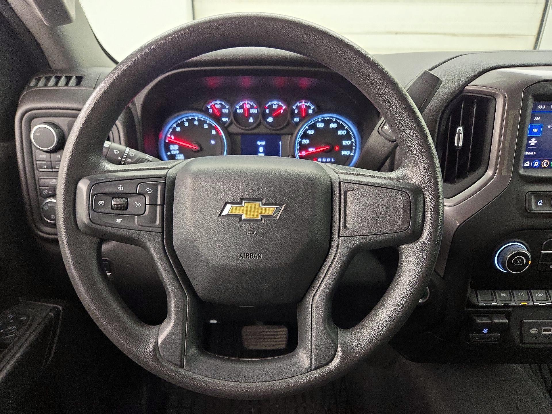 Thumbnail: 2024 Chevrolet Silverado 1500 - 10