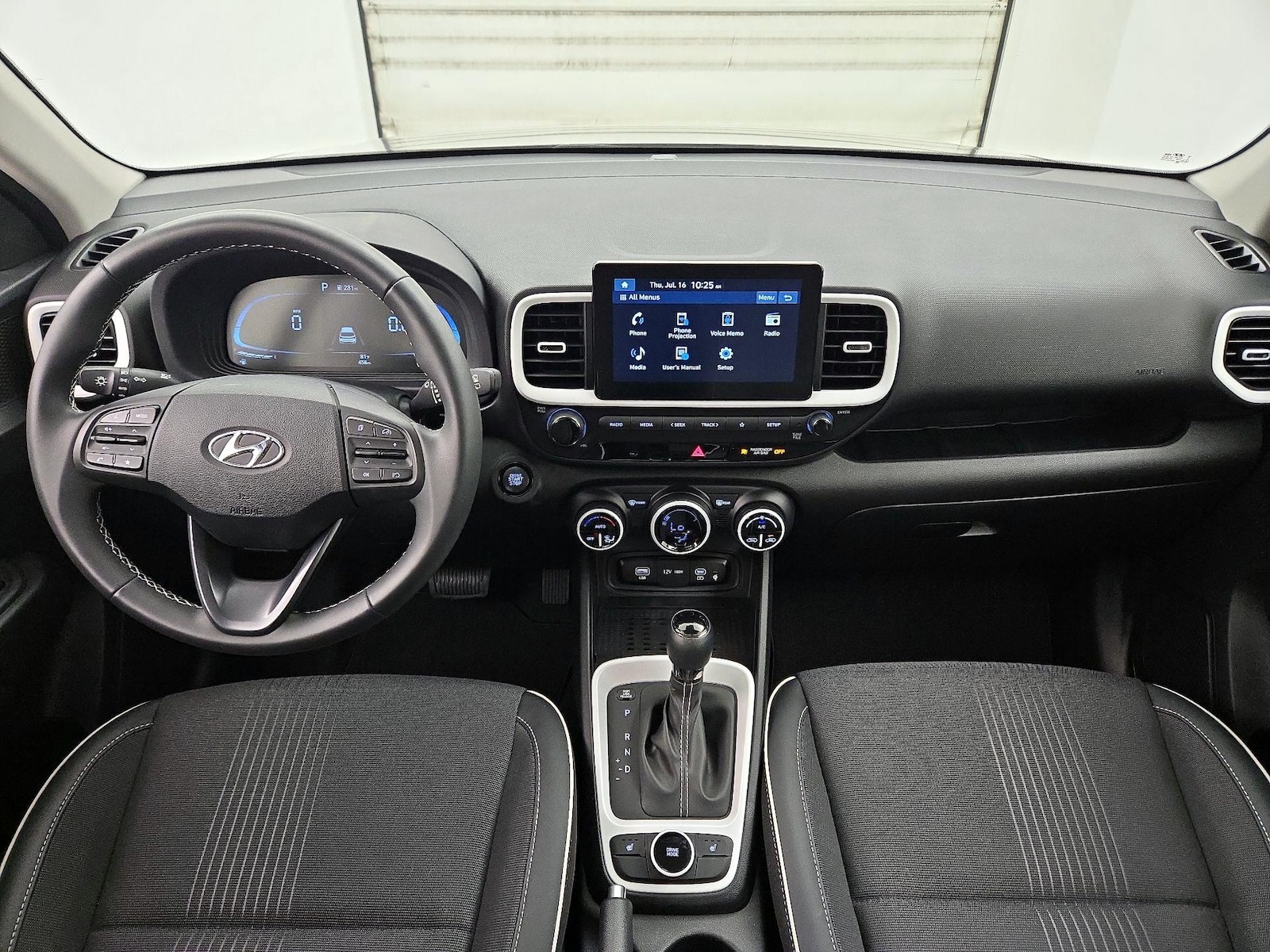 2026 Hyundai Venue SEL - Photo 10