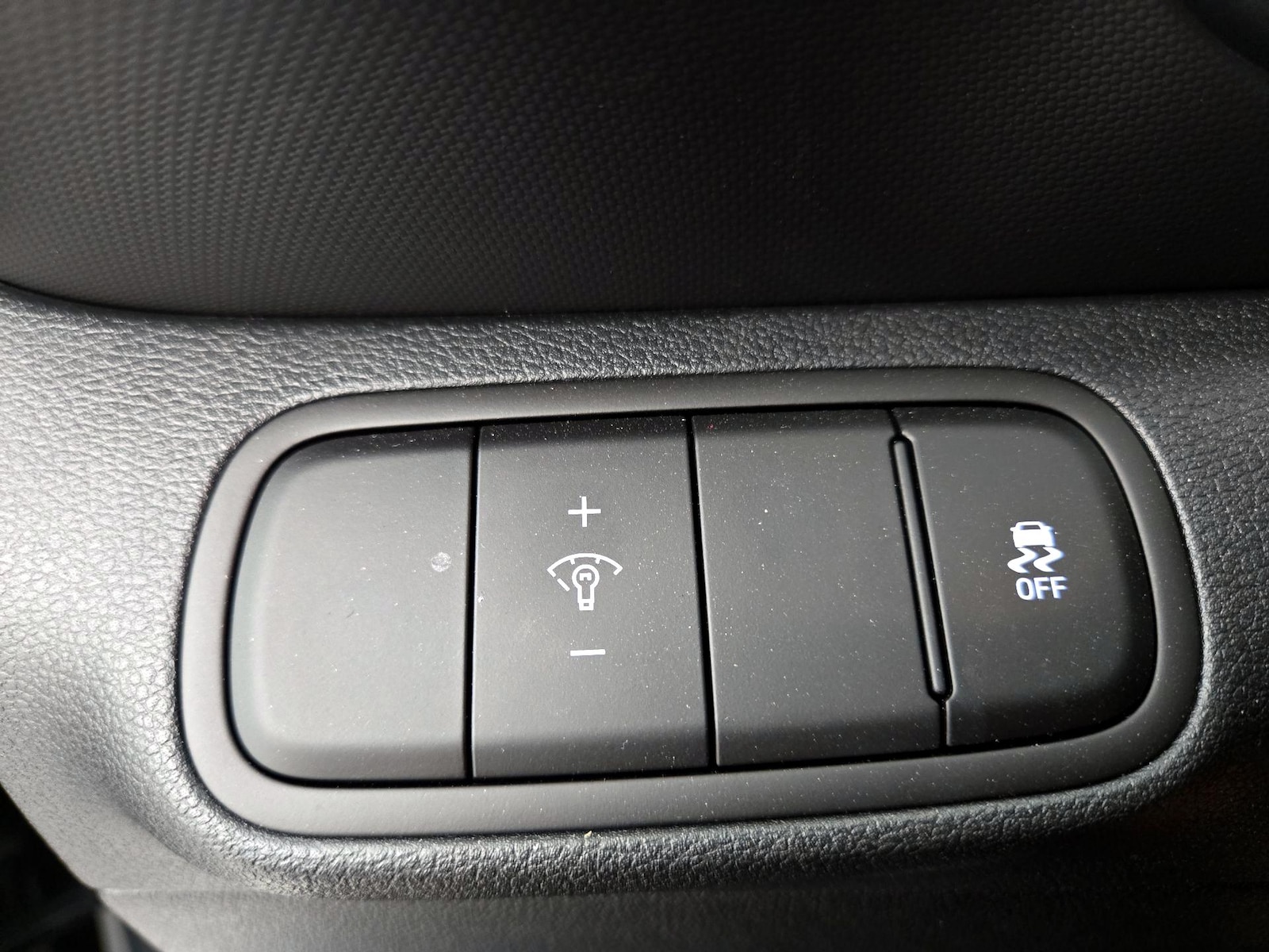 2026 Hyundai Venue SEL - Photo 14
