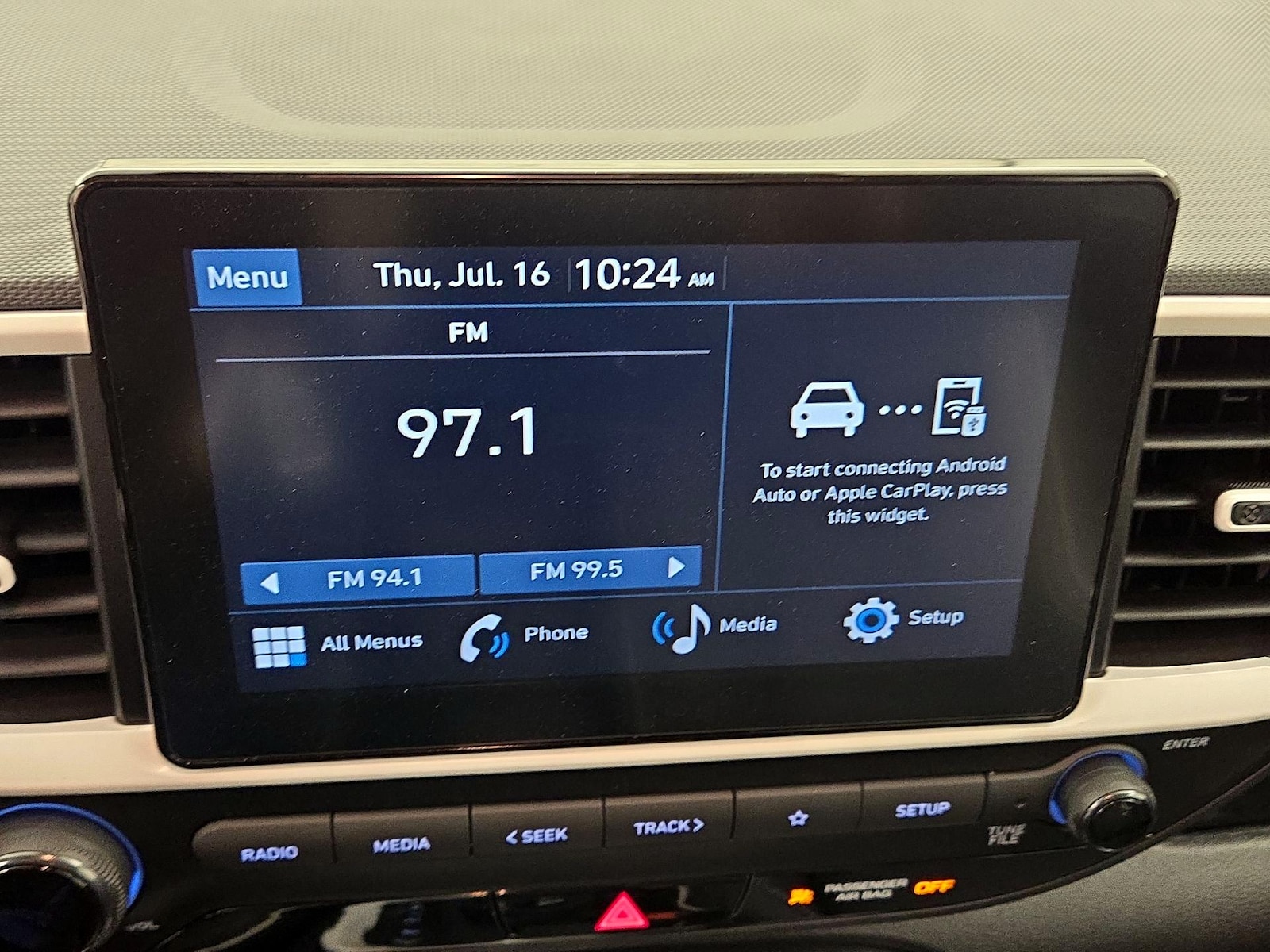2026 Hyundai Venue SEL - Photo 16