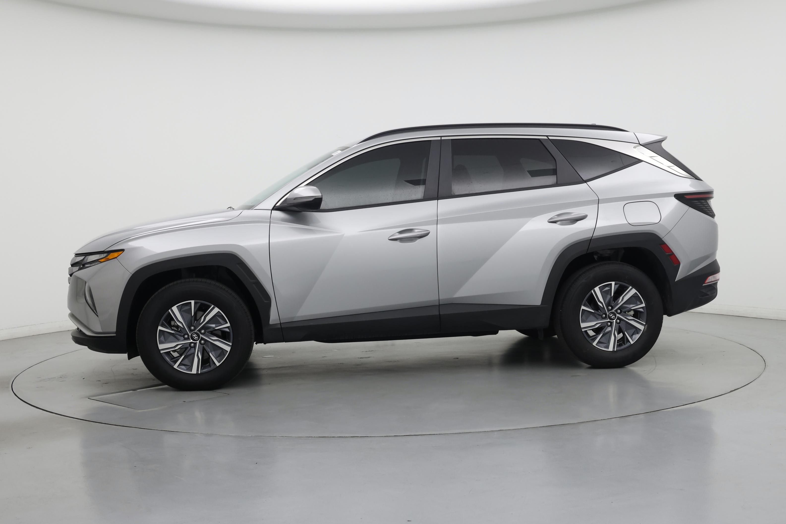 Thumbnail: 2023 Hyundai Tucson - 3